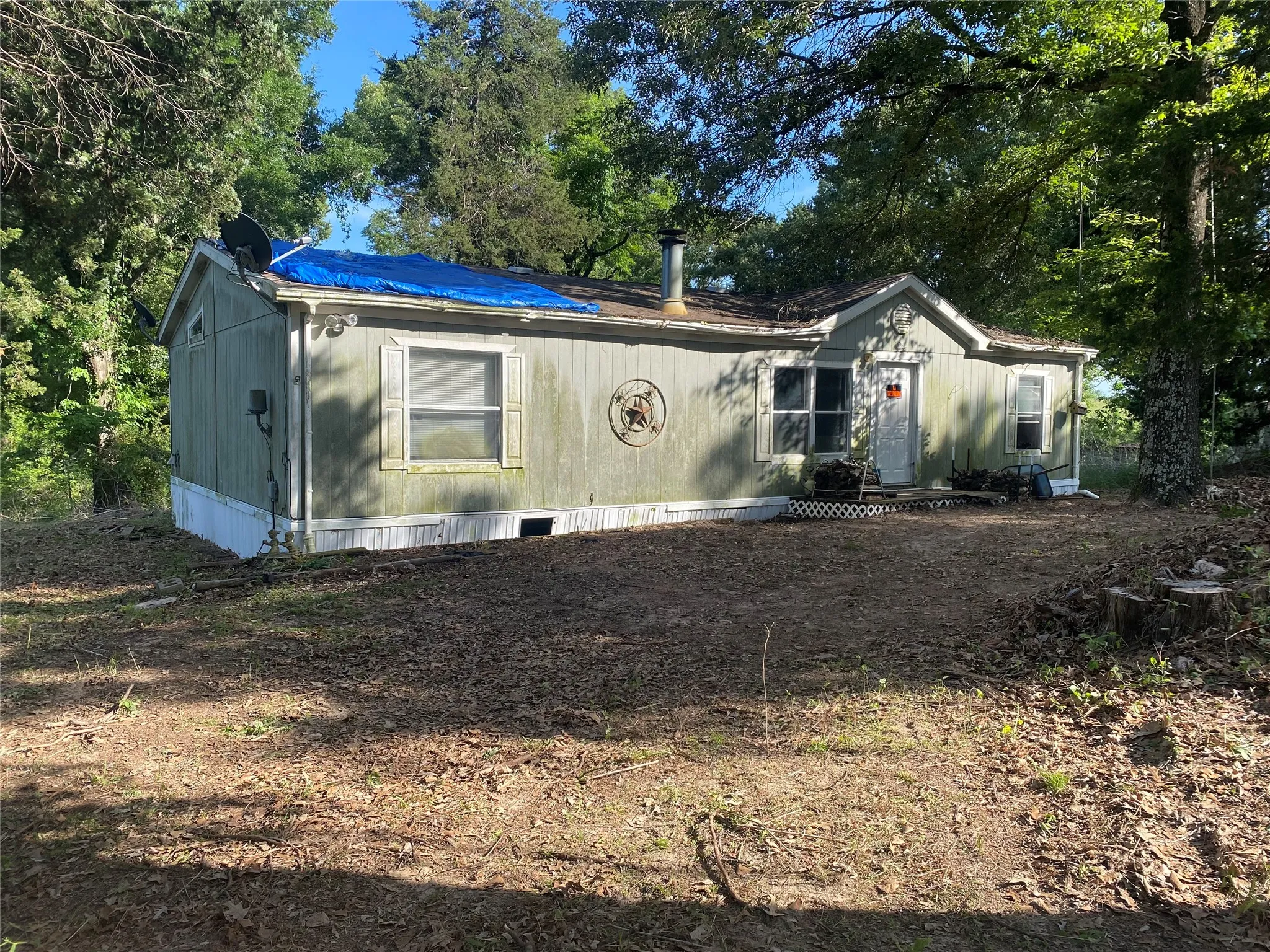 Mobile Home For Sale in Van Zandt County , 528 Vz County Road 1308, Canton, Texas 75103, 4 Bedroom, 2 Bathroom, Garage spaces, 1,344 Sqft, built in 2003, Price $149,500, mls#21242690, Real Estate Agent in Canton, Homes For Sale in Van Zandt county, Homes For Sale in Canton, Realtor in Canton Texas, Real Estate Brokerage Independent Realty Texas, Luminita Cordes Realtor