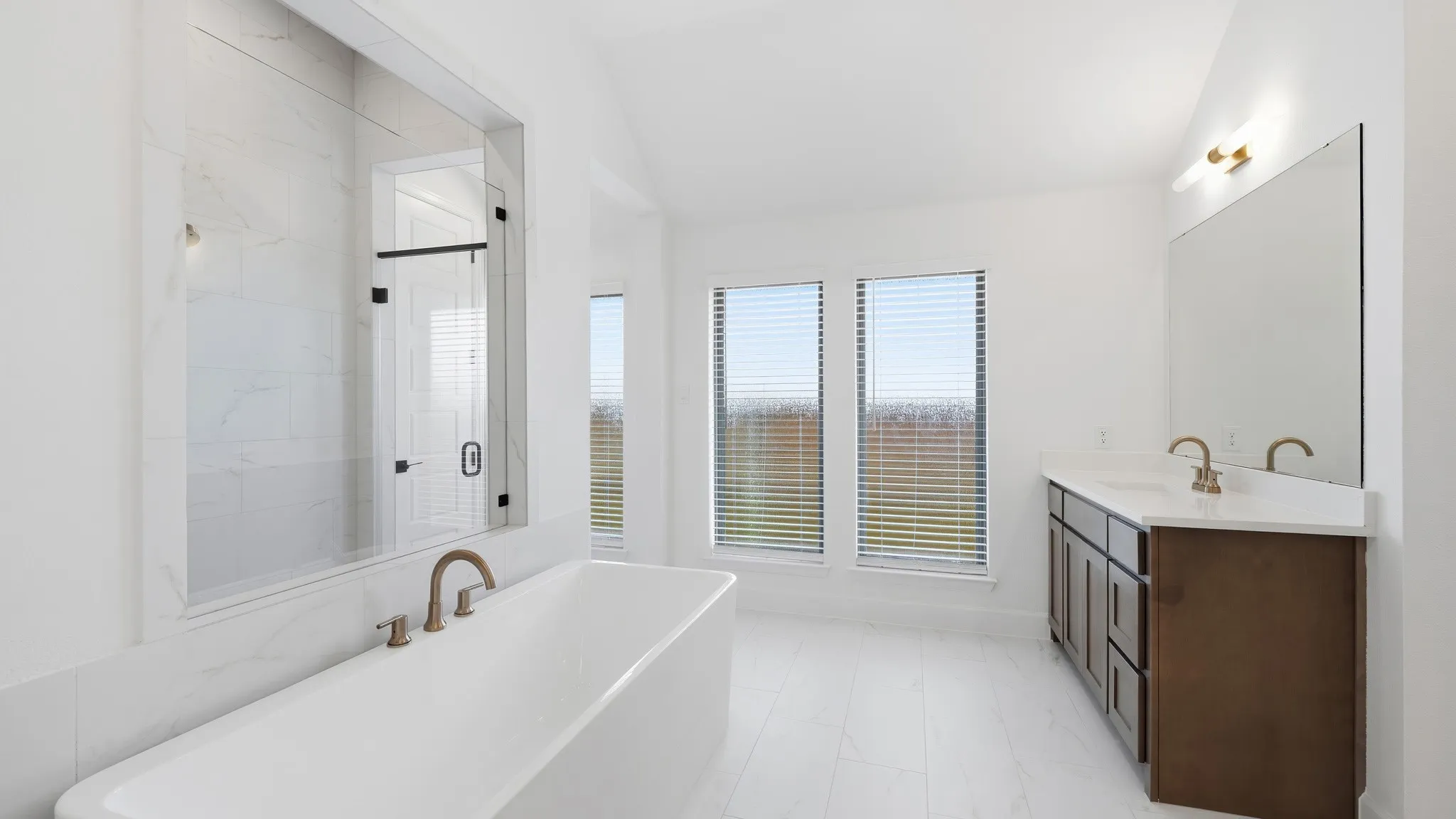 Single Family Residence For Sale in Denton County , 1008 Clearwater Drive, Lakewood Village, Texas 75068, 4 Bedroom, 4 Bathroom, 2 Garage spaces, 2,574 Sqft, built in 2026, New Construction - Incomplete, mls#21243089, Real Estate Agent in Lakewood Village, Homes For Sale in Denton county, Homes For Sale in Lakewood Village, Realtor in Lakewood Village Texas, Real Estate Brokerage Independent Realty Texas, Luminita Cordes Realtor
