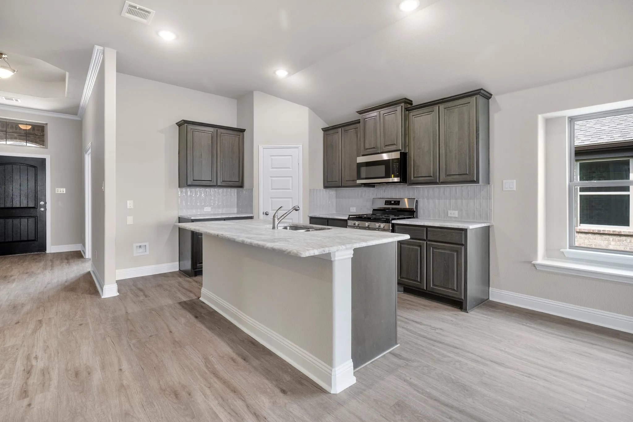 Single Family Residence For Sale in Hunt County , 3805 Arrowchop Drive, Caddo Mills, Texas 75135, 3 Bedroom, 2 Bathroom, 2 Garage spaces, 1,876 Sqft, built in 2026, New Construction - Complete, mls#21243068, Real Estate Agent in Caddo Mills, Homes For Sale in Hunt county, Homes For Sale in Caddo Mills, Realtor in Caddo Mills Texas, Real Estate Brokerage Independent Realty Texas, Luminita Cordes Realtor