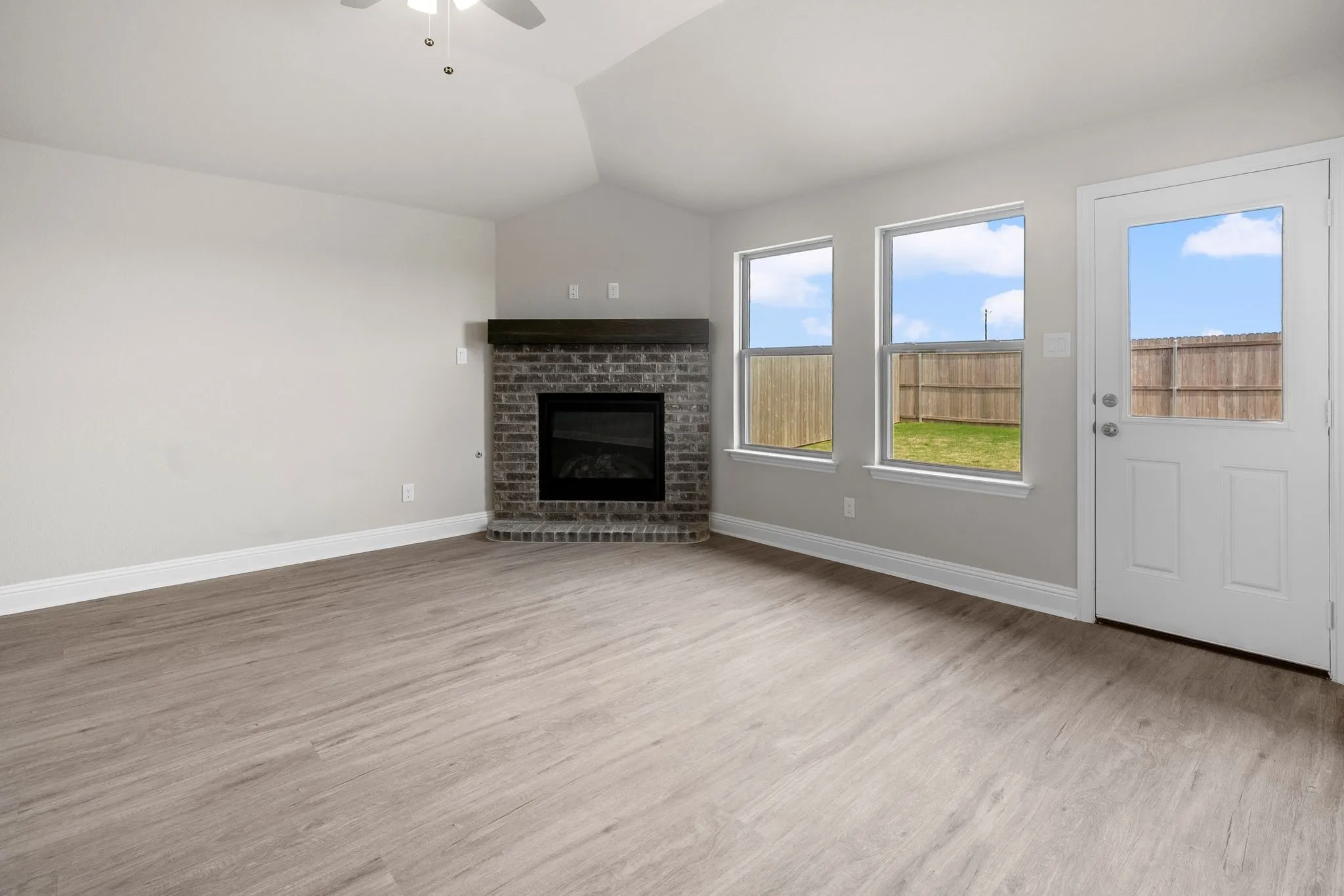 Single Family Residence For Sale in Hunt County , 3805 Arrowchop Drive, Caddo Mills, Texas 75135, 3 Bedroom, 2 Bathroom, 2 Garage spaces, 1,876 Sqft, built in 2026, New Construction - Complete, mls#21243068, Real Estate Agent in Caddo Mills, Homes For Sale in Hunt county, Homes For Sale in Caddo Mills, Realtor in Caddo Mills Texas, Real Estate Brokerage Independent Realty Texas, Luminita Cordes Realtor