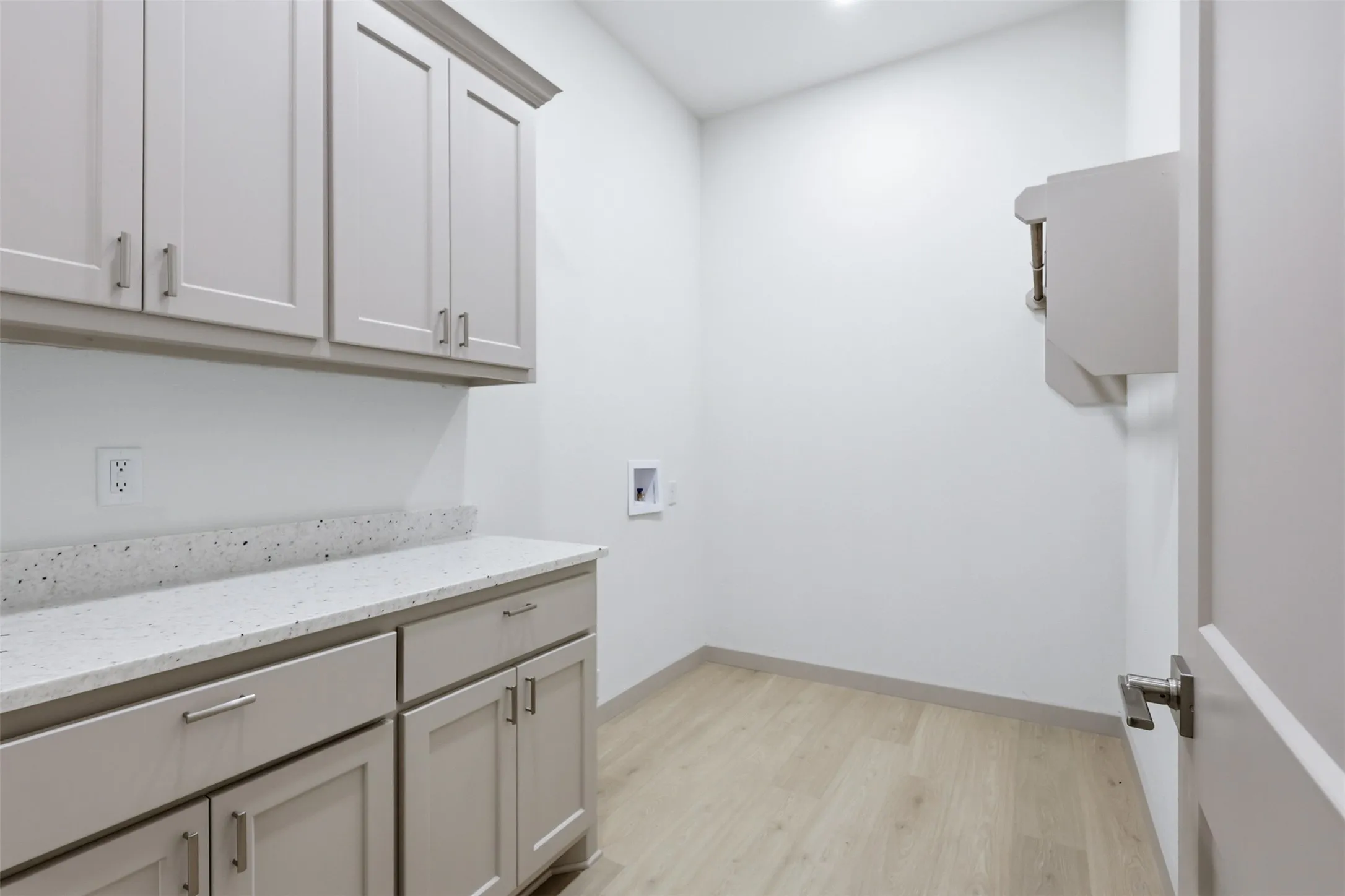 Single Family Residence For Sale in Erath County , 4595 Skyline Drive, Bluff Dale, Texas 76433, 3 Bedroom, 2 Bathroom, 2 Garage spaces, 1,817 Sqft, built in 2026, New Construction - Incomplete, mls#21242828, Real Estate Agent in Bluff Dale, Homes For Sale in Erath county, Homes For Sale in Bluff Dale, Realtor in Bluff Dale Texas, Real Estate Brokerage Independent Realty Texas, Luminita Cordes Realtor