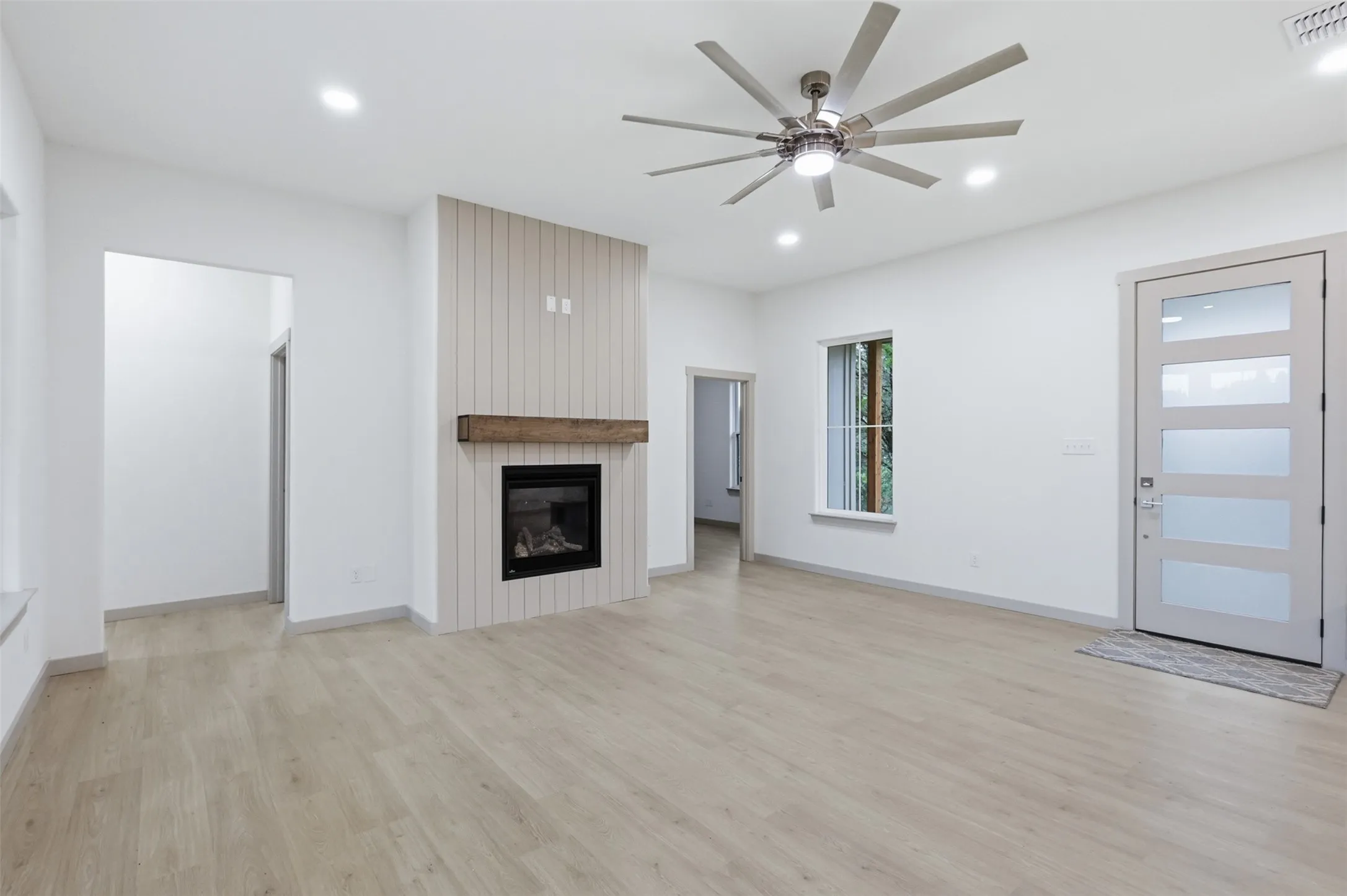 Single Family Residence For Sale in Erath County , 4595 Skyline Drive, Bluff Dale, Texas 76433, 3 Bedroom, 2 Bathroom, 2 Garage spaces, 1,817 Sqft, built in 2026, New Construction - Incomplete, mls#21242828, Real Estate Agent in Bluff Dale, Homes For Sale in Erath county, Homes For Sale in Bluff Dale, Realtor in Bluff Dale Texas, Real Estate Brokerage Independent Realty Texas, Luminita Cordes Realtor