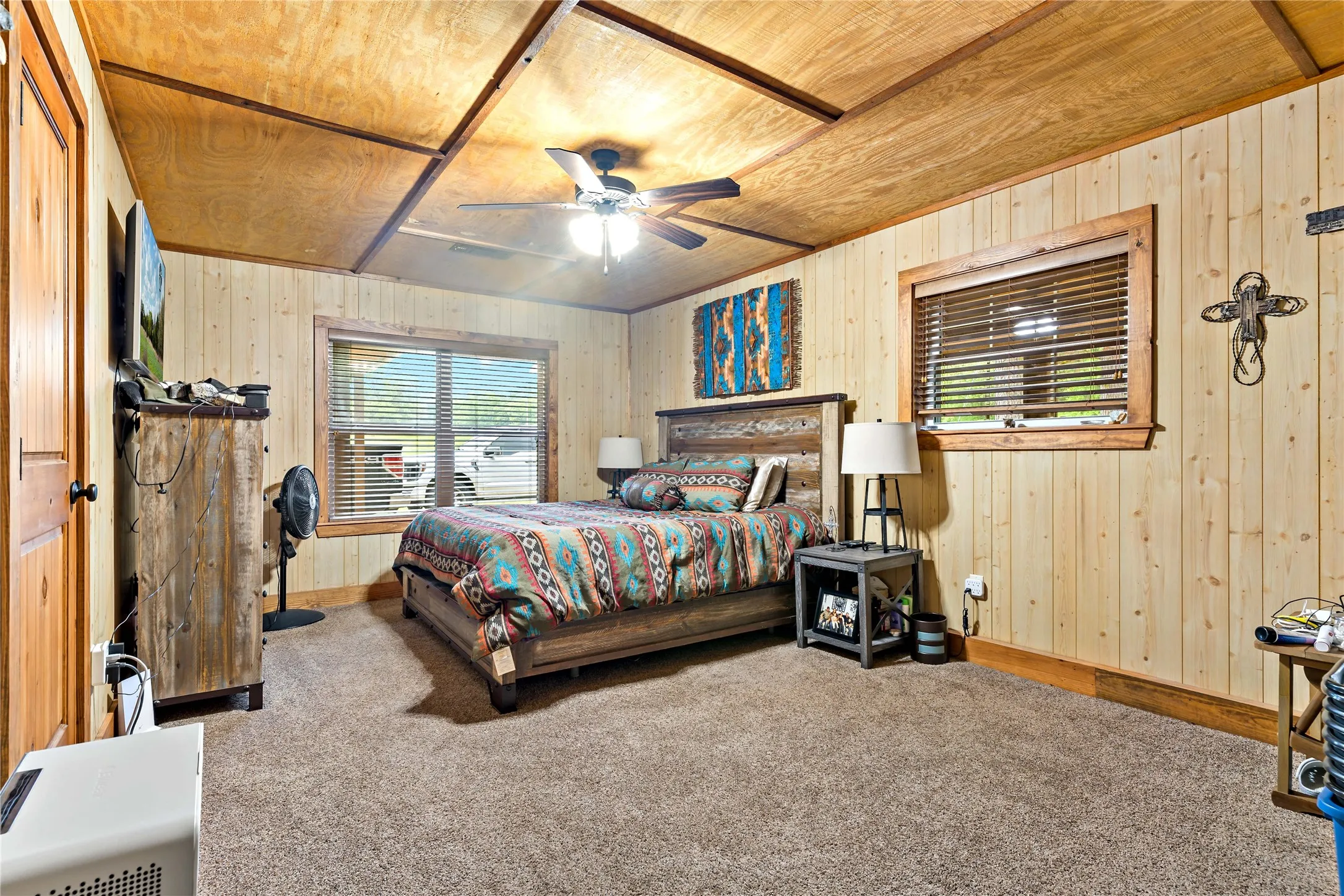 Farm For Sale in Lamar County , 10860 Farm Road 197, Arthur City, Texas 75411, 3 Bedroom, 2 Bathroom, 2 Garage spaces, 1,560 Sqft, built in 2013, Price $3,900,000, mls#21242876, Real Estate Agent in Arthur City, Homes For Sale in Lamar county, Homes For Sale in Arthur City, Realtor in Arthur City Texas, Real Estate Brokerage Independent Realty Texas, Luminita Cordes Realtor