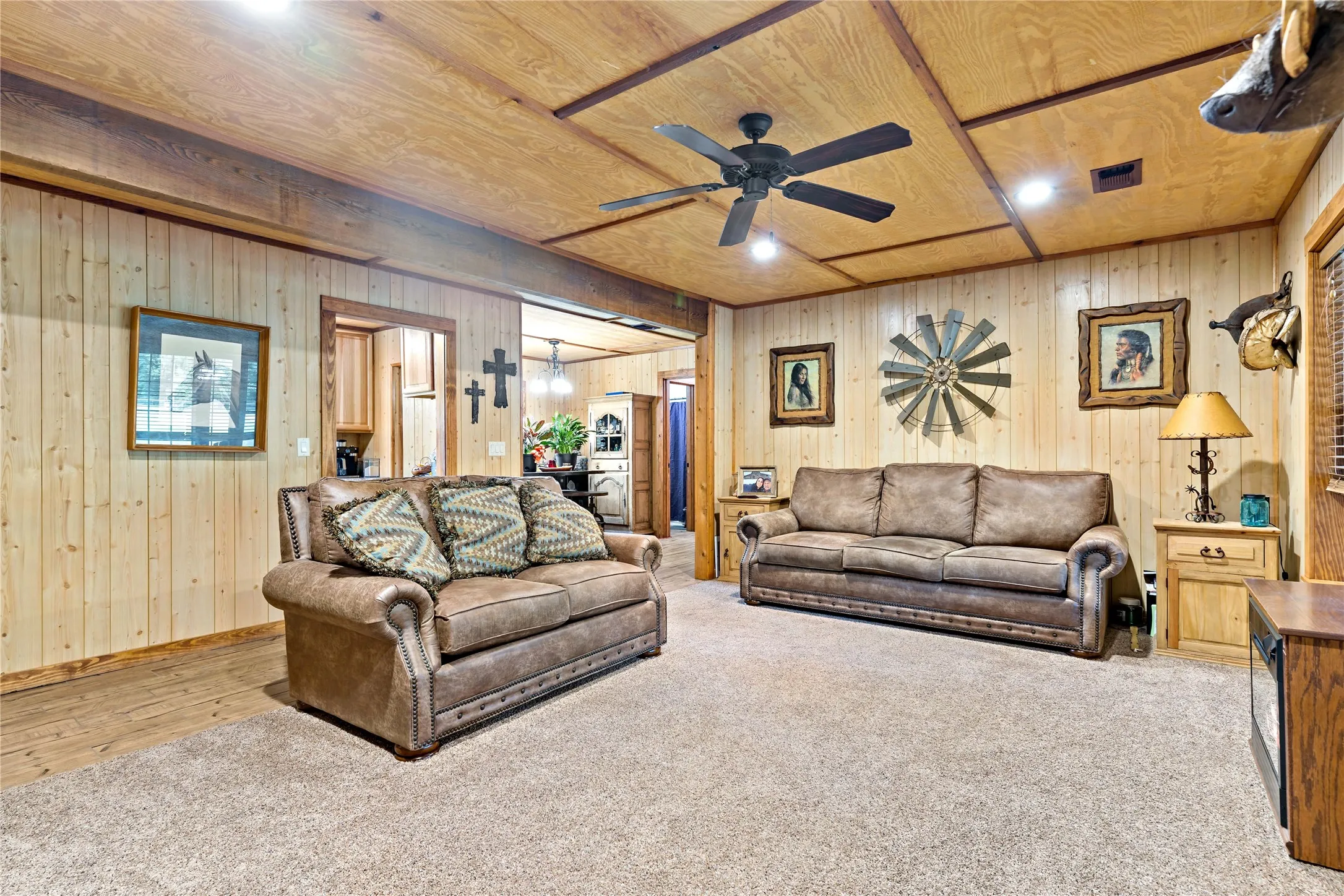 Farm For Sale in Lamar County , 10860 Farm Road 197, Arthur City, Texas 75411, 3 Bedroom, 2 Bathroom, 2 Garage spaces, 1,560 Sqft, built in 2013, Price $3,900,000, mls#21242876, Real Estate Agent in Arthur City, Homes For Sale in Lamar county, Homes For Sale in Arthur City, Realtor in Arthur City Texas, Real Estate Brokerage Independent Realty Texas, Luminita Cordes Realtor