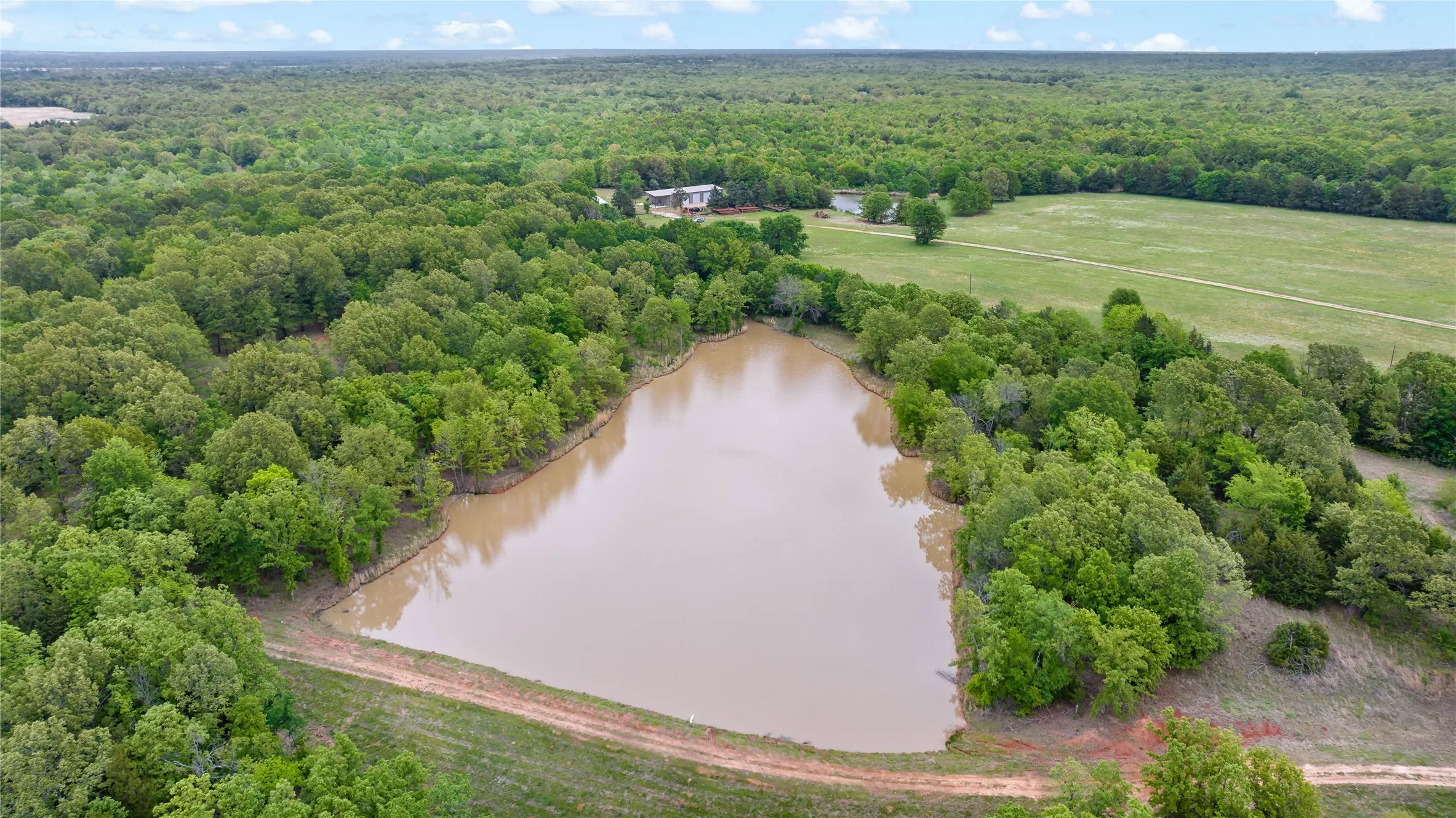 Farm For Sale in Lamar County , 10860 Farm Road 197, Arthur City, Texas 75411, 3 Bedroom, 2 Bathroom, 2 Garage spaces, 1,560 Sqft, built in 2013, Price $3,900,000, mls#21242876, Real Estate Agent in Arthur City, Homes For Sale in Lamar county, Homes For Sale in Arthur City, Realtor in Arthur City Texas, Real Estate Brokerage Independent Realty Texas, Luminita Cordes Realtor