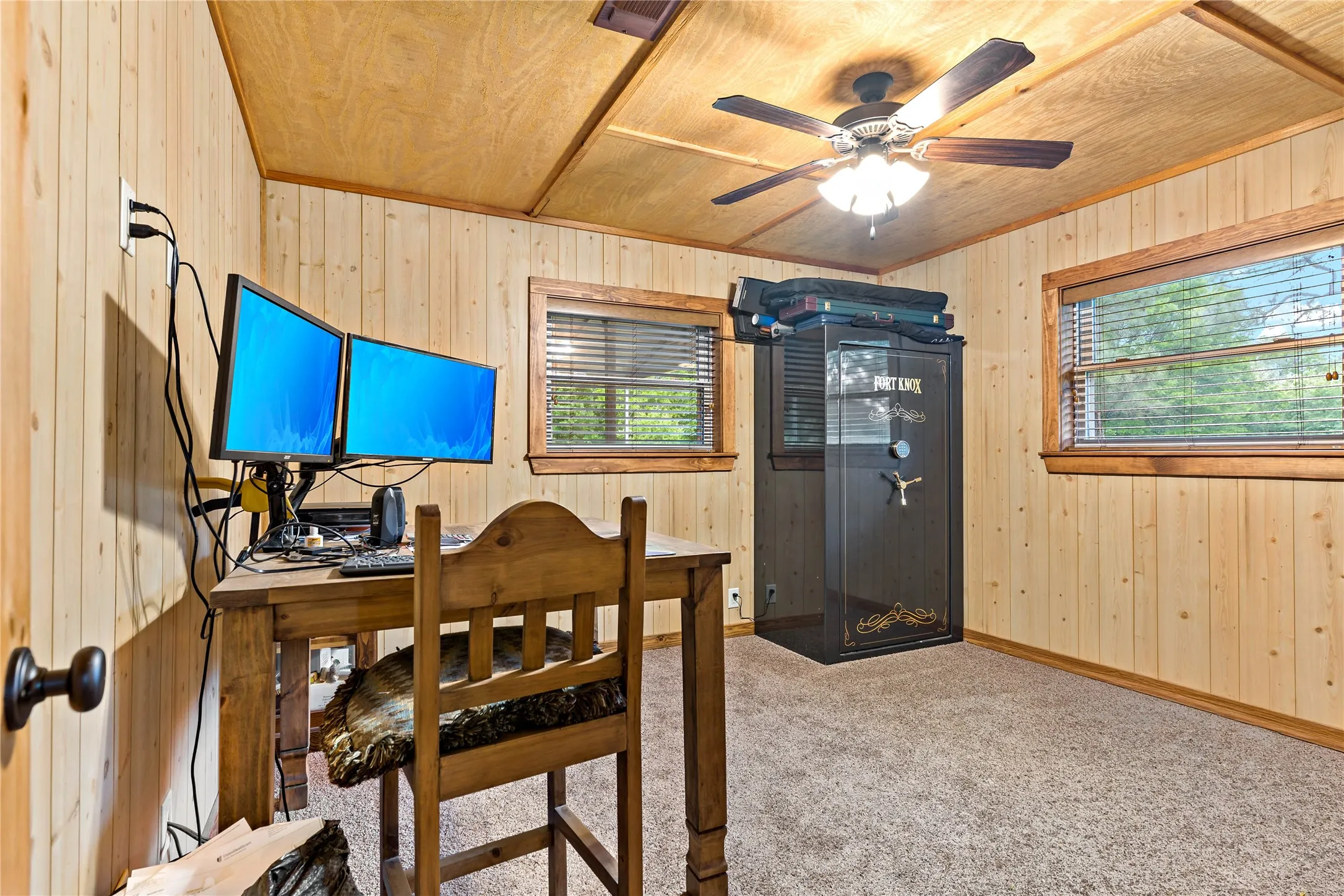Farm For Sale in Lamar County , 10860 Farm Road 197, Arthur City, Texas 75411, 3 Bedroom, 2 Bathroom, 2 Garage spaces, 1,560 Sqft, built in 2013, Price $3,900,000, mls#21242876, Real Estate Agent in Arthur City, Homes For Sale in Lamar county, Homes For Sale in Arthur City, Realtor in Arthur City Texas, Real Estate Brokerage Independent Realty Texas, Luminita Cordes Realtor