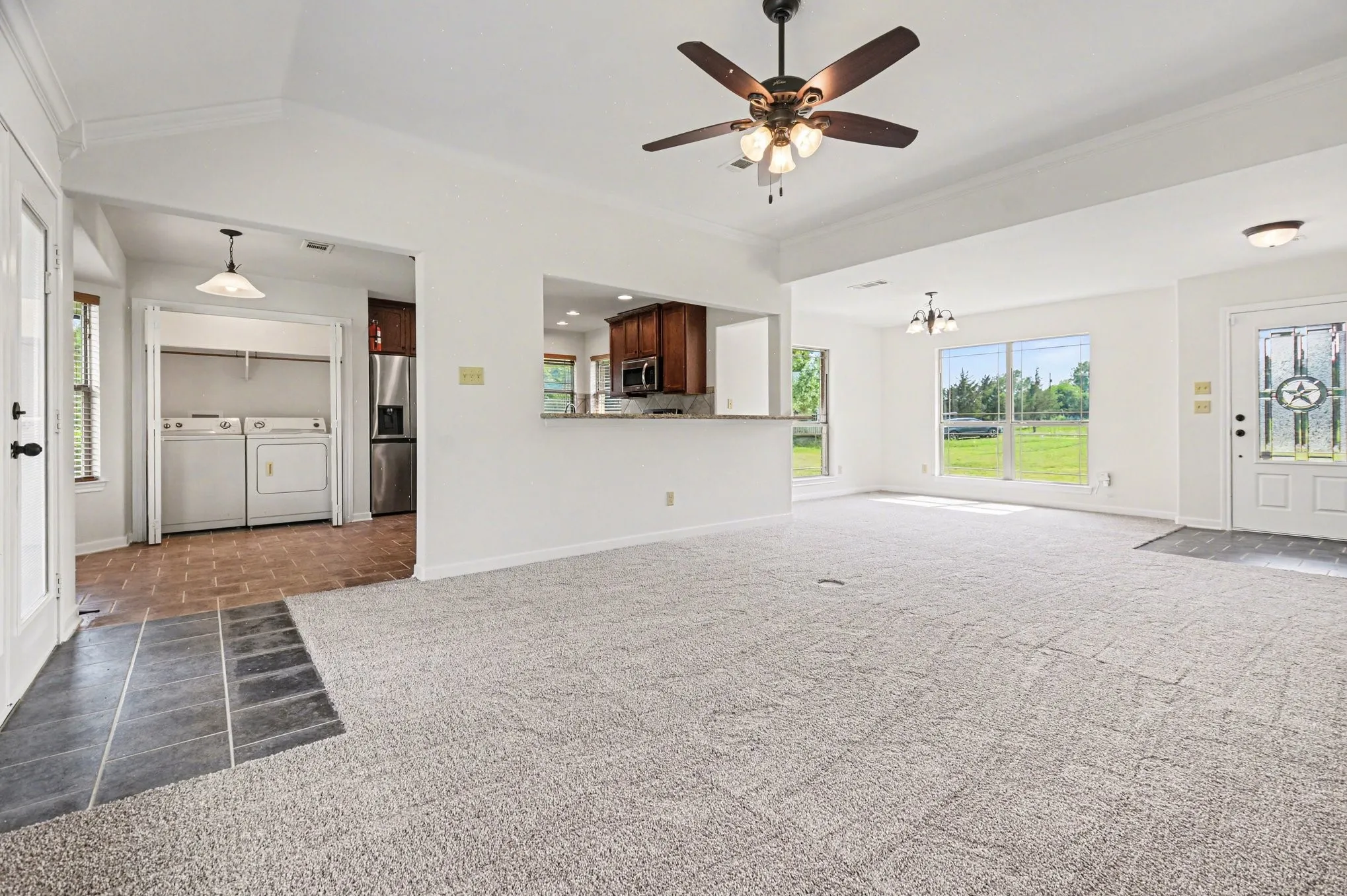 Single Family Residence For Sale in Collin County , 5945 County Road 441, Princeton, Texas 75407, 3 Bedroom, 2 Bathroom, Garage spaces, 1,446 Sqft, built in 2014, Preowned, mls#21242919, Real Estate Agent in Princeton, Homes For Sale in Collin county, Homes For Sale in Princeton, Realtor in Princeton Texas, Real Estate Brokerage Independent Realty Texas, Luminita Cordes Realtor