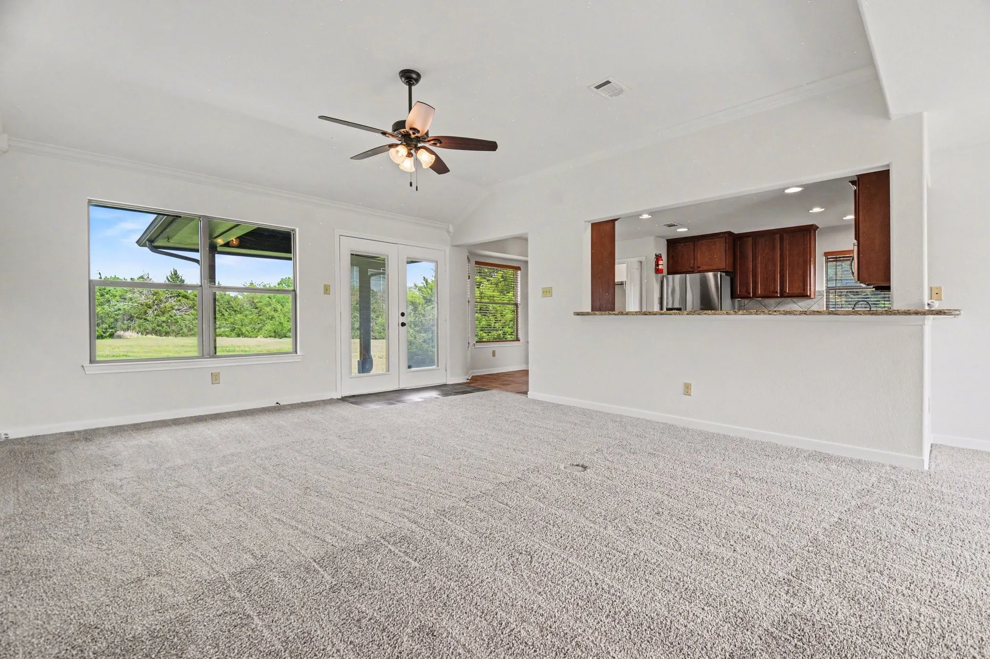 Single Family Residence For Sale in Collin County , 5945 County Road 441, Princeton, Texas 75407, 3 Bedroom, 2 Bathroom, Garage spaces, 1,446 Sqft, built in 2014, Preowned, mls#21242919, Real Estate Agent in Princeton, Homes For Sale in Collin county, Homes For Sale in Princeton, Realtor in Princeton Texas, Real Estate Brokerage Independent Realty Texas, Luminita Cordes Realtor