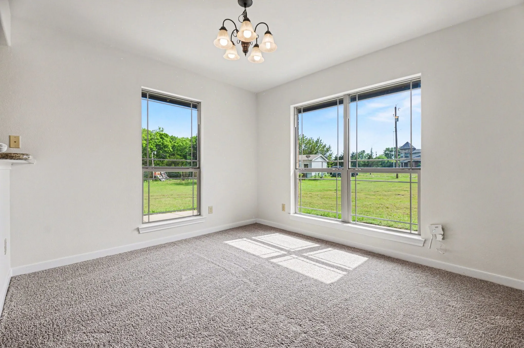 Single Family Residence For Sale in Collin County , 5945 County Road 441, Princeton, Texas 75407, 3 Bedroom, 2 Bathroom, Garage spaces, 1,446 Sqft, built in 2014, Preowned, mls#21242919, Real Estate Agent in Princeton, Homes For Sale in Collin county, Homes For Sale in Princeton, Realtor in Princeton Texas, Real Estate Brokerage Independent Realty Texas, Luminita Cordes Realtor