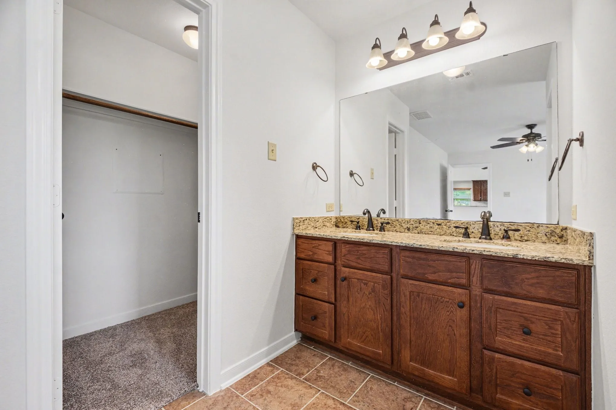 Single Family Residence For Sale in Collin County , 5945 County Road 441, Princeton, Texas 75407, 3 Bedroom, 2 Bathroom, Garage spaces, 1,446 Sqft, built in 2014, Preowned, mls#21242919, Real Estate Agent in Princeton, Homes For Sale in Collin county, Homes For Sale in Princeton, Realtor in Princeton Texas, Real Estate Brokerage Independent Realty Texas, Luminita Cordes Realtor
