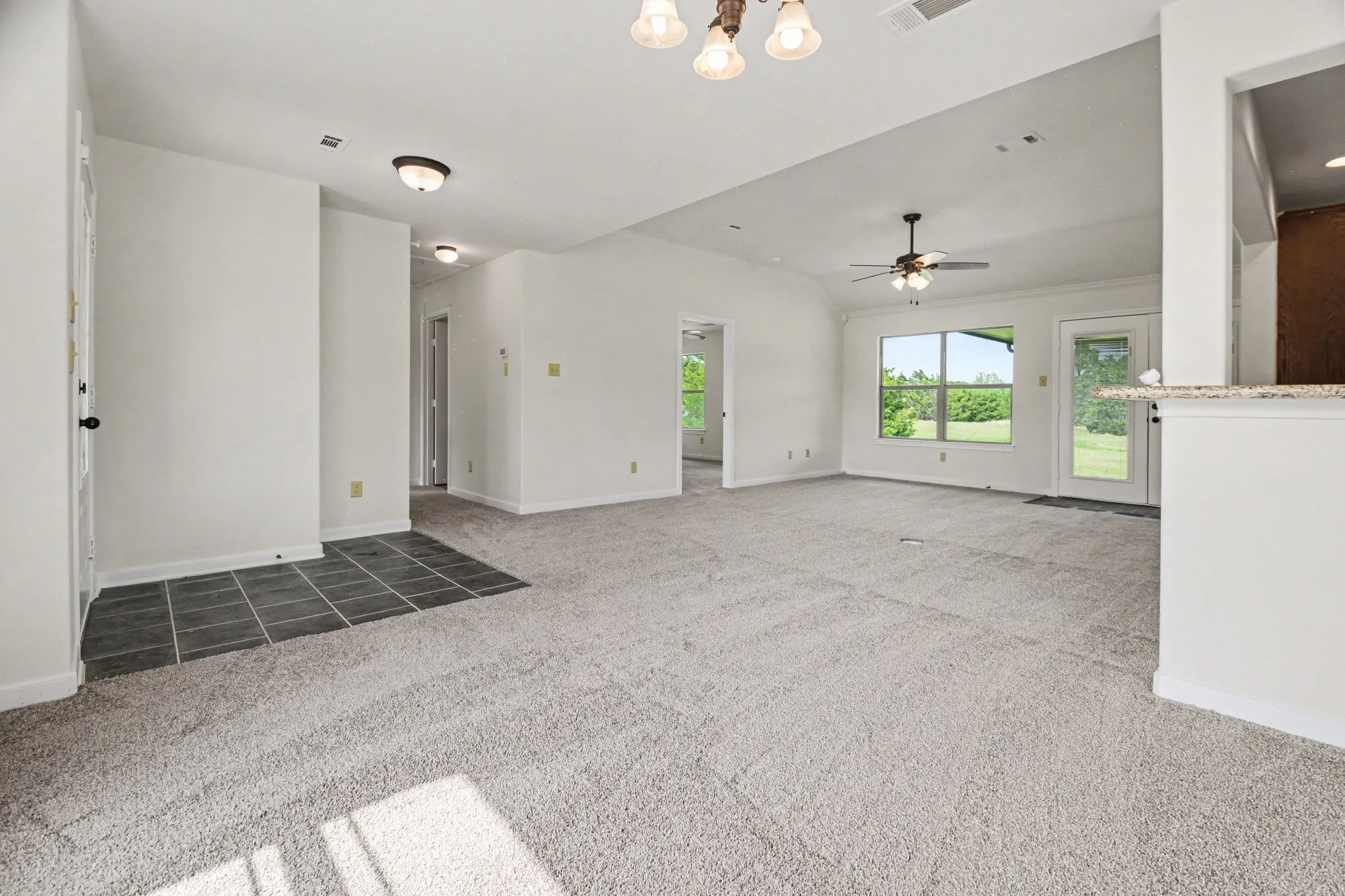 Single Family Residence For Sale in Collin County , 5945 County Road 441, Princeton, Texas 75407, 3 Bedroom, 2 Bathroom, Garage spaces, 1,446 Sqft, built in 2014, Preowned, mls#21242919, Real Estate Agent in Princeton, Homes For Sale in Collin county, Homes For Sale in Princeton, Realtor in Princeton Texas, Real Estate Brokerage Independent Realty Texas, Luminita Cordes Realtor