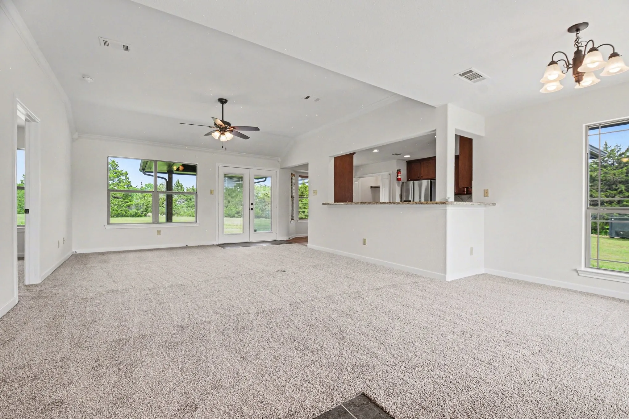 Single Family Residence For Sale in Collin County , 5945 County Road 441, Princeton, Texas 75407, 3 Bedroom, 2 Bathroom, Garage spaces, 1,446 Sqft, built in 2014, Preowned, mls#21242919, Real Estate Agent in Princeton, Homes For Sale in Collin county, Homes For Sale in Princeton, Realtor in Princeton Texas, Real Estate Brokerage Independent Realty Texas, Luminita Cordes Realtor