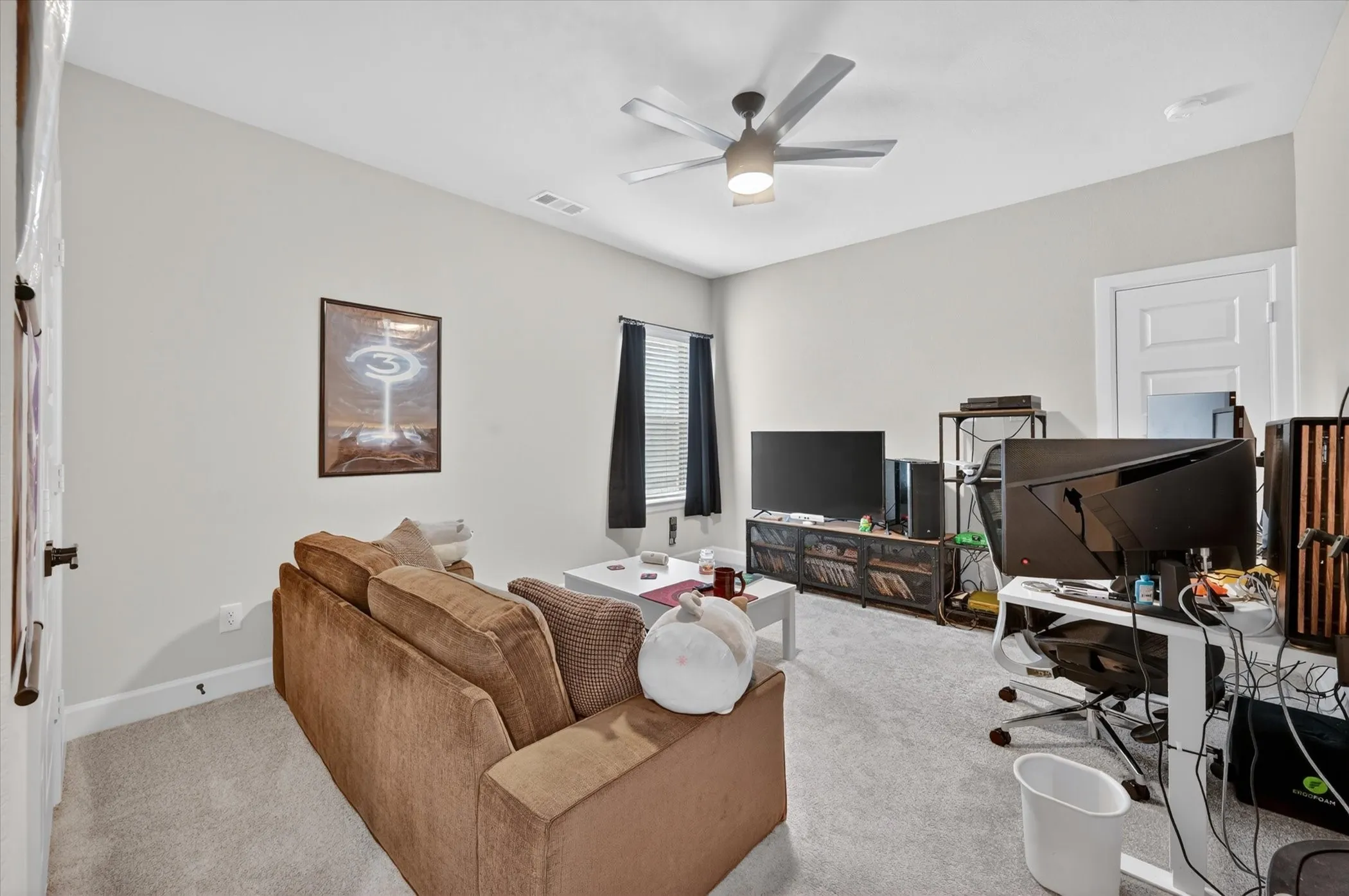 Single Family Residence For Sale in Denton County , 2512 Four Roses Drive, Lewisville, Texas 75056, 4 Bedroom, 4 Bathroom, 2 Garage spaces, 2,872 Sqft, built in 2022, Preowned, mls#21241391, Real Estate Agent in Lewisville, Homes For Sale in Denton county, Homes For Sale in Lewisville, Realtor in Lewisville Texas, Real Estate Brokerage Independent Realty Texas, Luminita Cordes Realtor