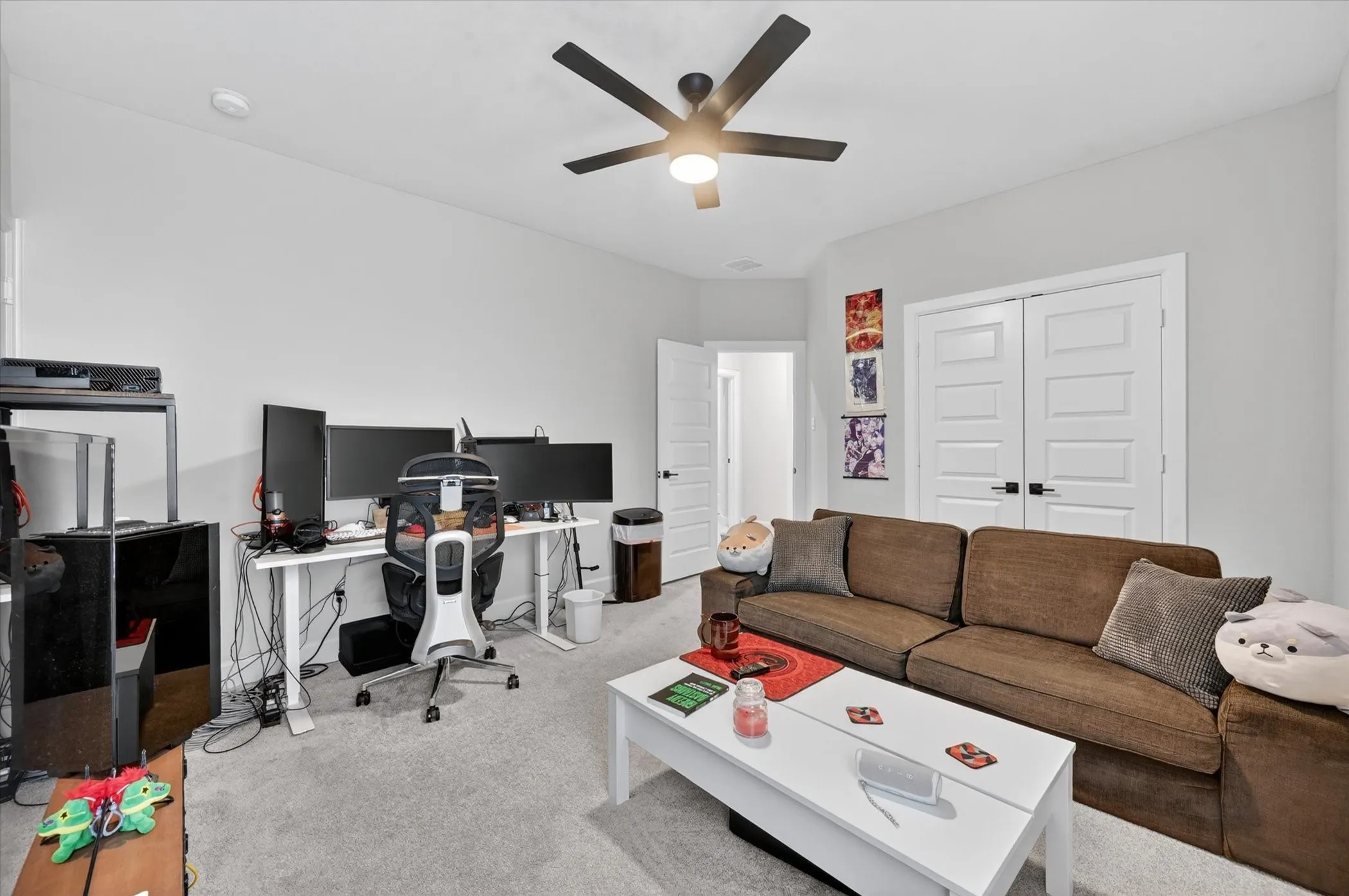 Single Family Residence For Sale in Denton County , 2512 Four Roses Drive, Lewisville, Texas 75056, 4 Bedroom, 4 Bathroom, 2 Garage spaces, 2,872 Sqft, built in 2022, Preowned, mls#21241391, Real Estate Agent in Lewisville, Homes For Sale in Denton county, Homes For Sale in Lewisville, Realtor in Lewisville Texas, Real Estate Brokerage Independent Realty Texas, Luminita Cordes Realtor