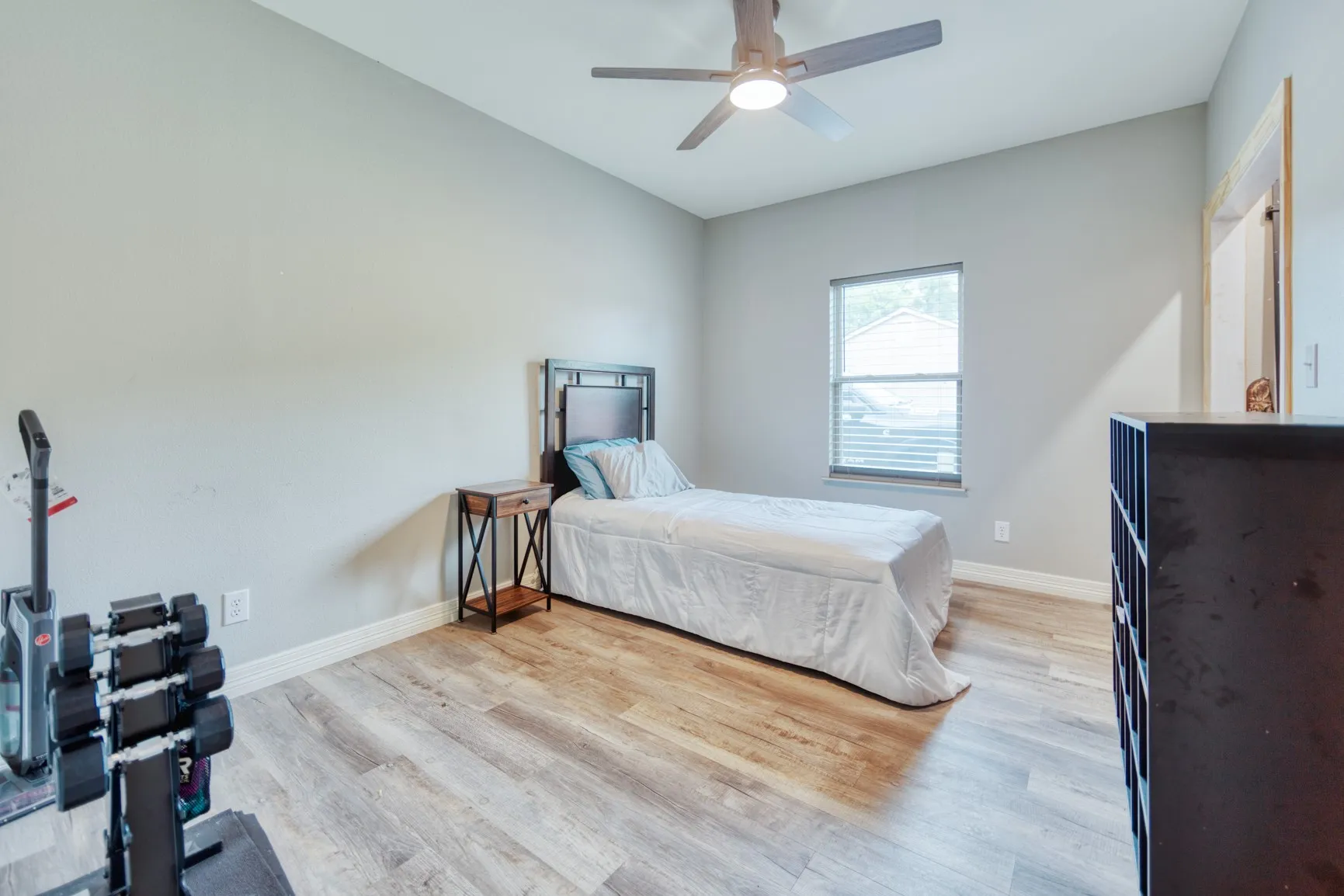 Single Family Residence For Sale in Grayson County , 113 Smith, Tioga, Texas 76271, 3 Bedroom, 2 Bathroom, Garage spaces, 1,632 Sqft, built in 1925, mls#21239937, Real Estate Agent in Tioga, Homes For Sale in Grayson county, Homes For Sale in Tioga, Realtor in Tioga Texas, Real Estate Brokerage Independent Realty Texas, Luminita Cordes Realtor