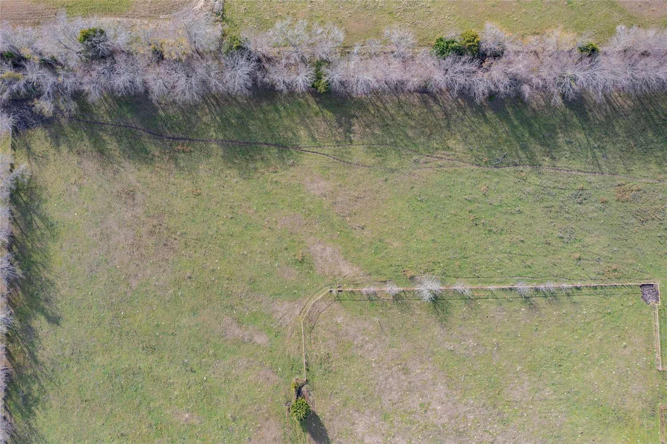 Single Family Residence For Sale in Kaufman County , 13015 S Fm 148, Scurry, Texas 75158, 4 Bedroom, 2 Bathroom, 2 Garage spaces, 2,767 Sqft, built in 1980, Preowned, mls#21241400, Real Estate Agent in Scurry, Homes For Sale in Kaufman county, Homes For Sale in Scurry, Realtor in Scurry Texas, Real Estate Brokerage Independent Realty Texas, Luminita Cordes Realtor