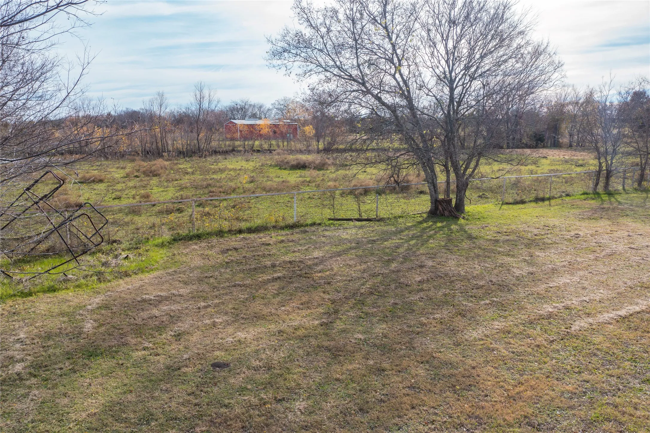Single Family Residence For Sale in Kaufman County , 13015 S Fm 148, Scurry, Texas 75158, 4 Bedroom, 2 Bathroom, 2 Garage spaces, 2,767 Sqft, built in 1980, Preowned, mls#21241400, Real Estate Agent in Scurry, Homes For Sale in Kaufman county, Homes For Sale in Scurry, Realtor in Scurry Texas, Real Estate Brokerage Independent Realty Texas, Luminita Cordes Realtor