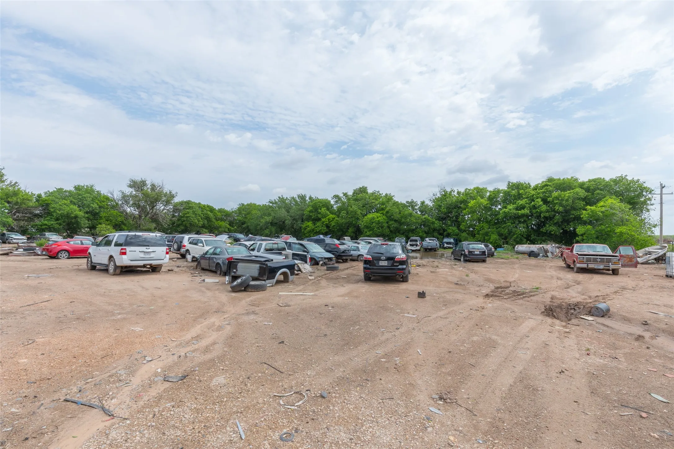 Business For Sale in Haskell County , 1007 S Avenue E, Haskell, Texas 79521, 0, 0, Garage spaces, 0 Sqft, built in 1955, Preowned, mls#21243124, Real Estate Agent in Haskell, Homes For Sale in Haskell county, Homes For Sale in Haskell, Realtor in Haskell Texas, Real Estate Brokerage Independent Realty Texas, Luminita Cordes Realtor