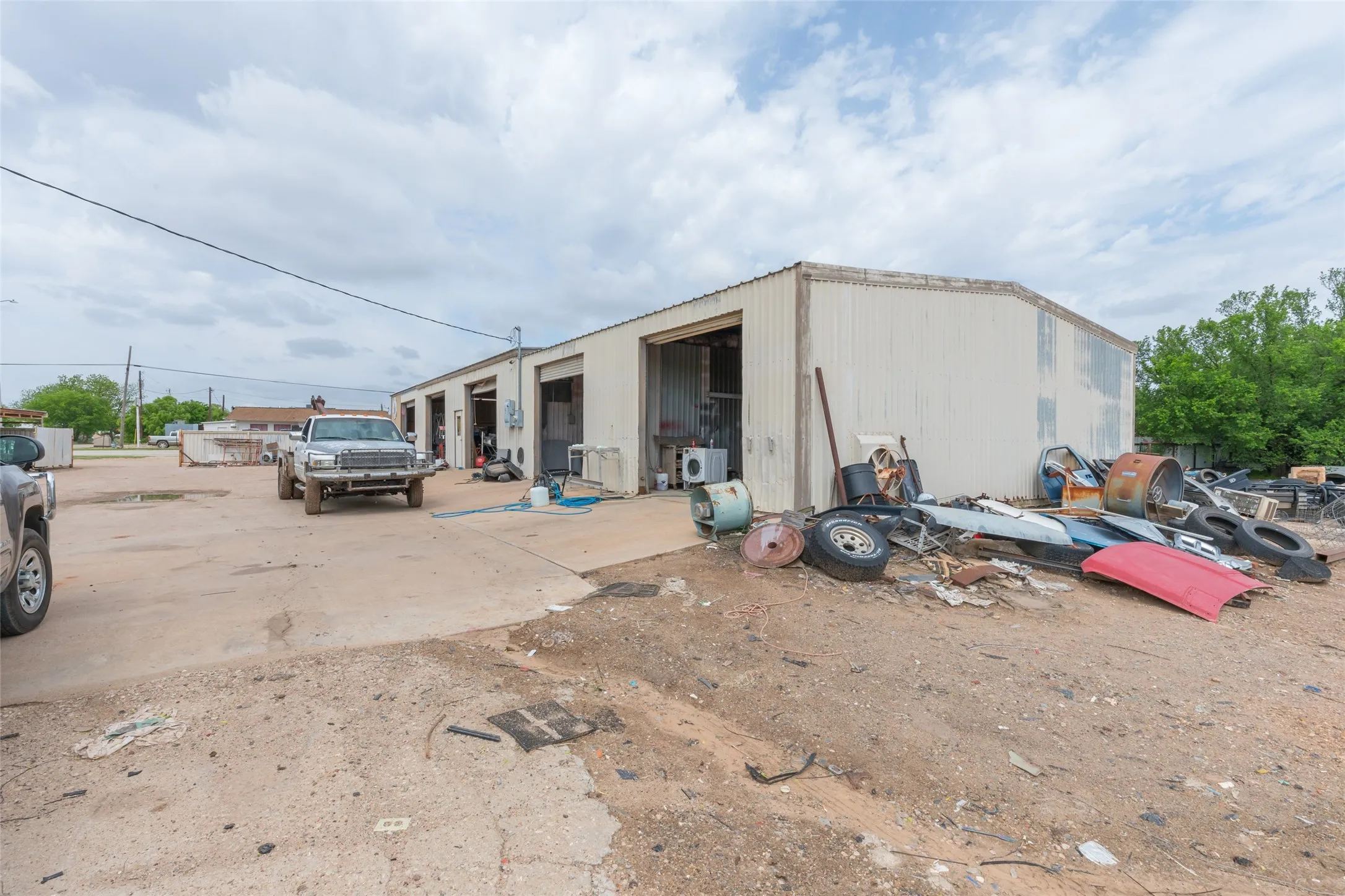 Business For Sale in Haskell County , 1007 S Avenue E, Haskell, Texas 79521, 0, 0, Garage spaces, 0 Sqft, built in 1955, Preowned, mls#21243124, Real Estate Agent in Haskell, Homes For Sale in Haskell county, Homes For Sale in Haskell, Realtor in Haskell Texas, Real Estate Brokerage Independent Realty Texas, Luminita Cordes Realtor