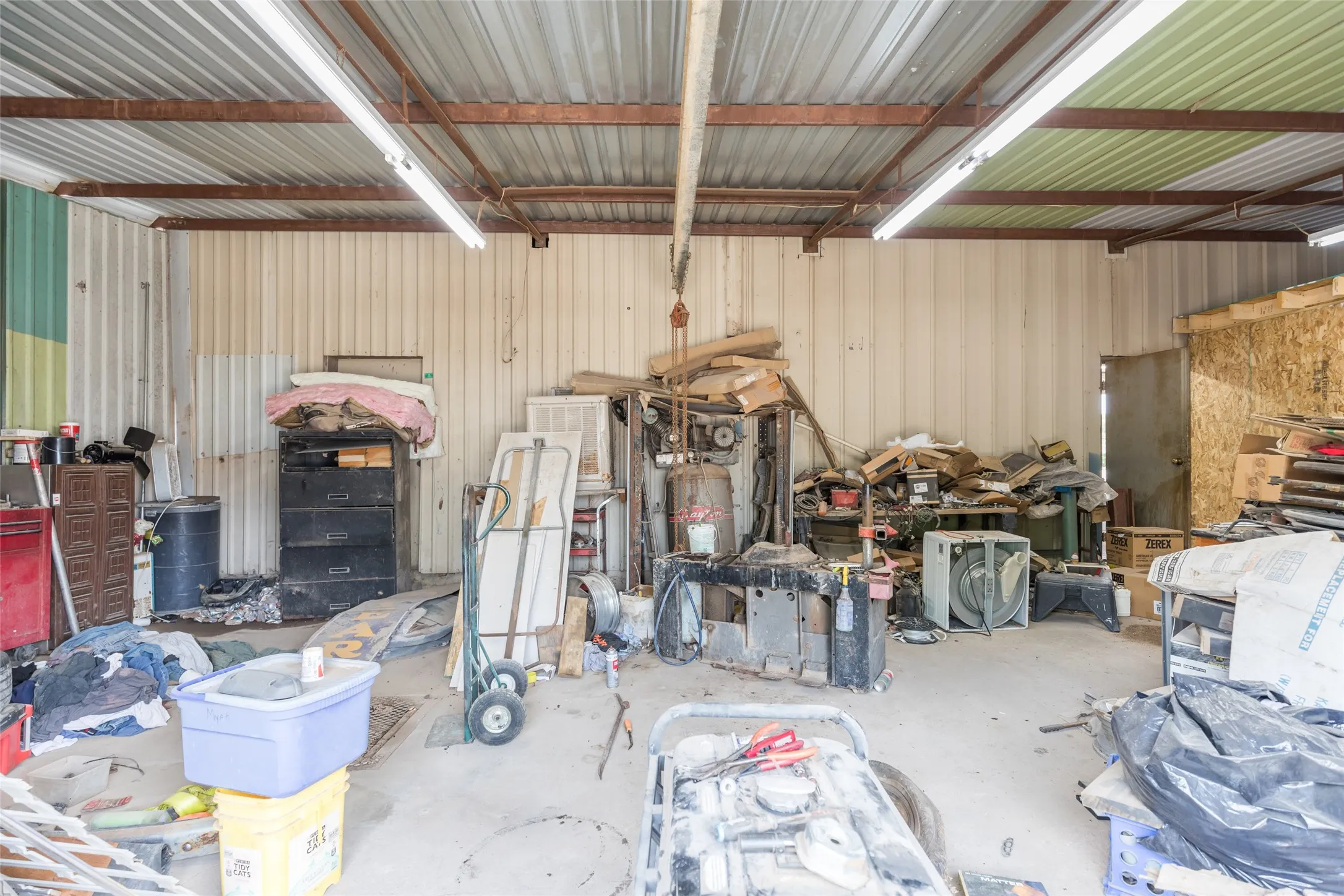 Business For Sale in Haskell County , 1007 S Avenue E, Haskell, Texas 79521, 0, 0, Garage spaces, 0 Sqft, built in 1955, Preowned, mls#21243124, Real Estate Agent in Haskell, Homes For Sale in Haskell county, Homes For Sale in Haskell, Realtor in Haskell Texas, Real Estate Brokerage Independent Realty Texas, Luminita Cordes Realtor