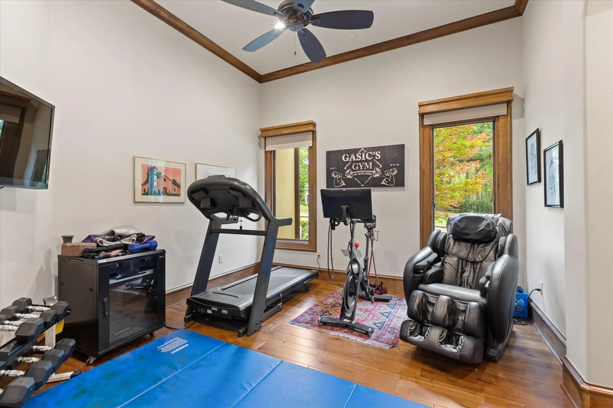 Single Family Residence For Sale in Gregg County , 3705 Champions Ridge Lane, Longview, Texas 75605, 5 Bedroom, 5 Bathroom, 4 Garage spaces, 5,969 Sqft, built in 2016, mls#21243226, Real Estate Agent in Longview, Homes For Sale in Gregg county, Homes For Sale in Longview, Realtor in Longview Texas, Real Estate Brokerage Independent Realty Texas, Luminita Cordes Realtor
