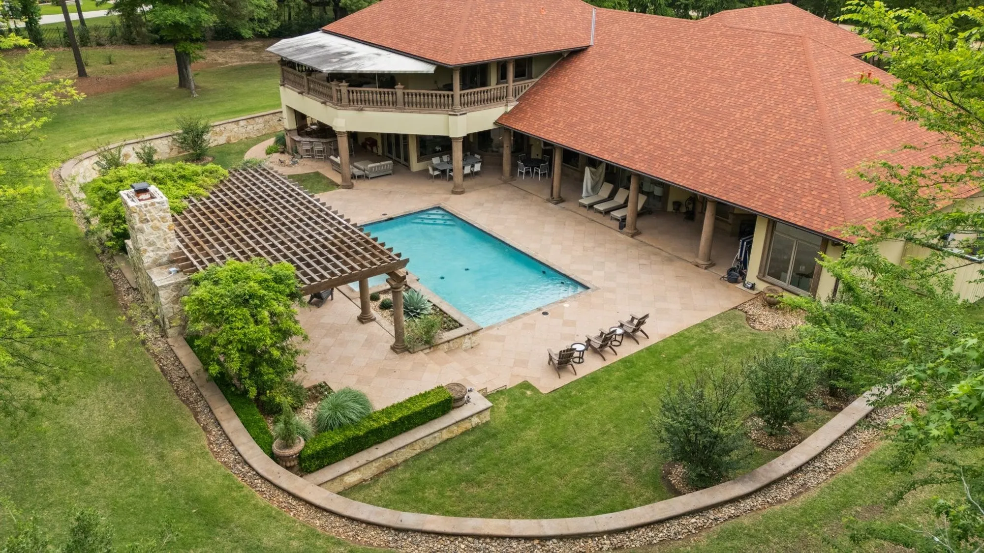 Single Family Residence For Sale in Gregg County , 3705 Champions Ridge Lane, Longview, Texas 75605, 5 Bedroom, 5 Bathroom, 4 Garage spaces, 5,969 Sqft, built in 2016, mls#21243226, Real Estate Agent in Longview, Homes For Sale in Gregg county, Homes For Sale in Longview, Realtor in Longview Texas, Real Estate Brokerage Independent Realty Texas, Luminita Cordes Realtor