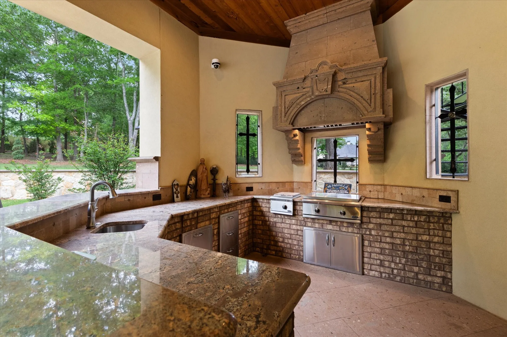 Single Family Residence For Sale in Gregg County , 3705 Champions Ridge Lane, Longview, Texas 75605, 5 Bedroom, 5 Bathroom, 4 Garage spaces, 5,969 Sqft, built in 2016, mls#21243226, Real Estate Agent in Longview, Homes For Sale in Gregg county, Homes For Sale in Longview, Realtor in Longview Texas, Real Estate Brokerage Independent Realty Texas, Luminita Cordes Realtor