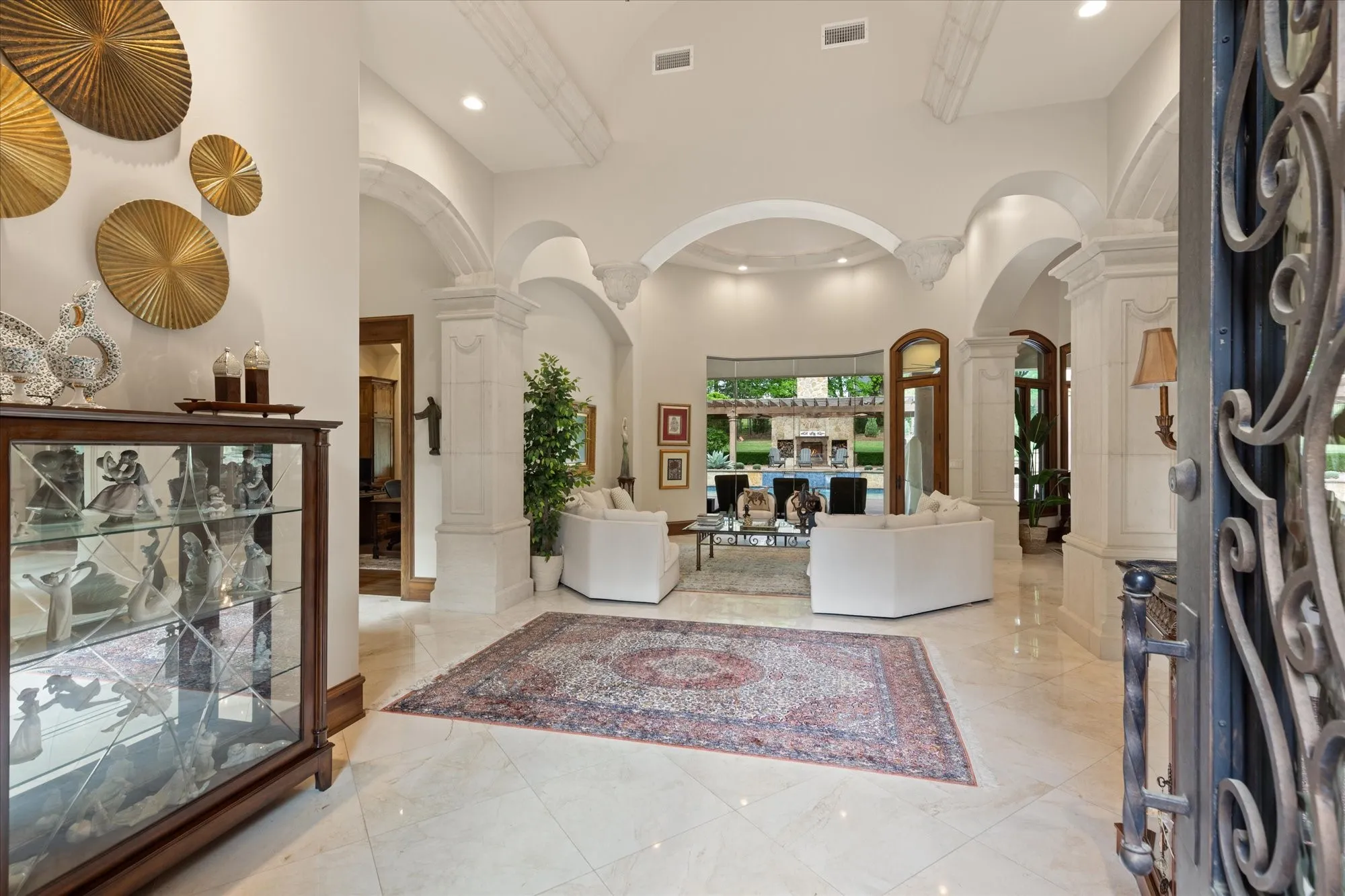 Single Family Residence For Sale in Gregg County , 3705 Champions Ridge Lane, Longview, Texas 75605, 5 Bedroom, 5 Bathroom, 4 Garage spaces, 5,969 Sqft, built in 2016, mls#21243226, Real Estate Agent in Longview, Homes For Sale in Gregg county, Homes For Sale in Longview, Realtor in Longview Texas, Real Estate Brokerage Independent Realty Texas, Luminita Cordes Realtor
