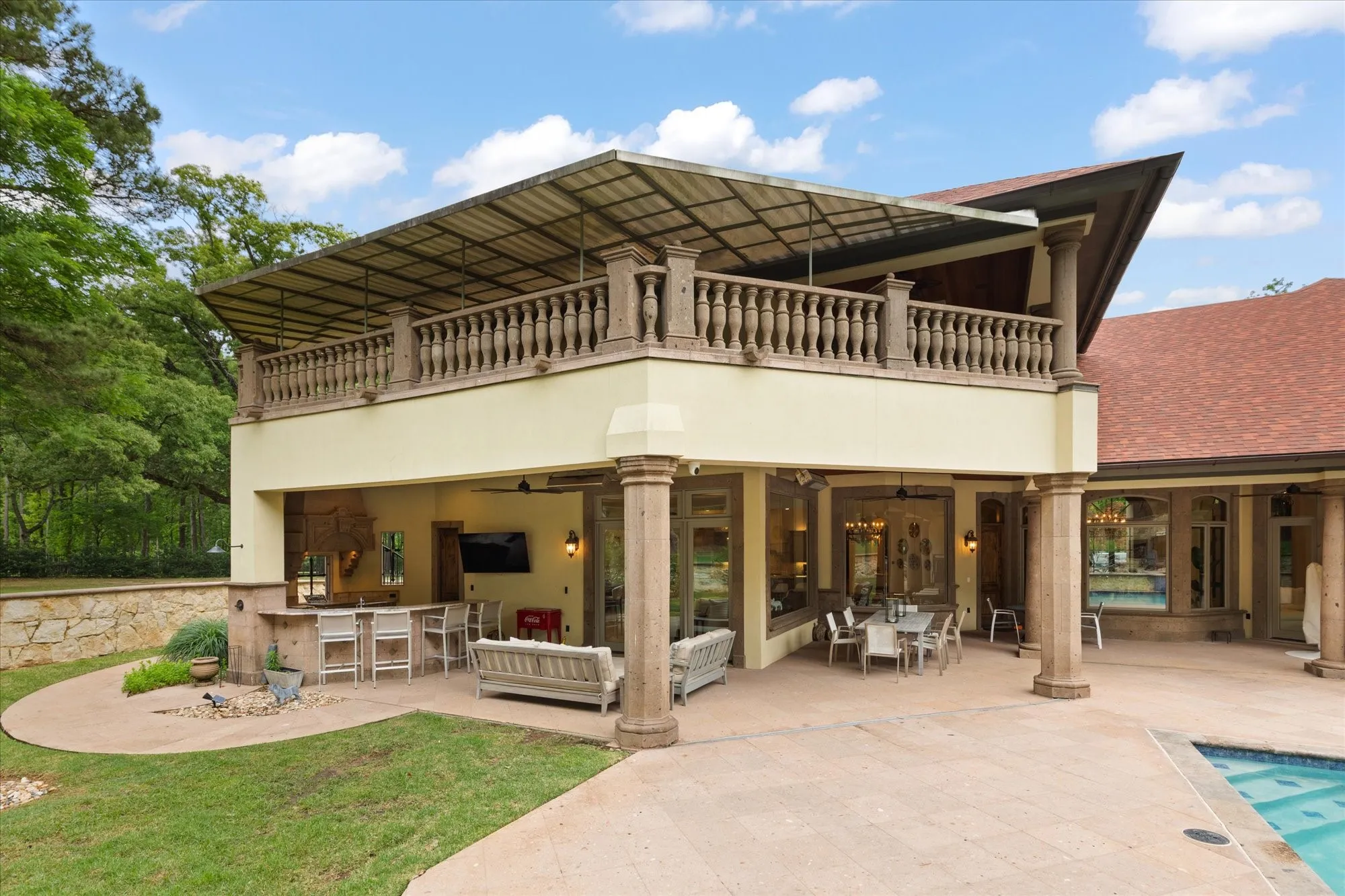 Single Family Residence For Sale in Gregg County , 3705 Champions Ridge Lane, Longview, Texas 75605, 5 Bedroom, 5 Bathroom, 4 Garage spaces, 5,969 Sqft, built in 2016, mls#21243226, Real Estate Agent in Longview, Homes For Sale in Gregg county, Homes For Sale in Longview, Realtor in Longview Texas, Real Estate Brokerage Independent Realty Texas, Luminita Cordes Realtor