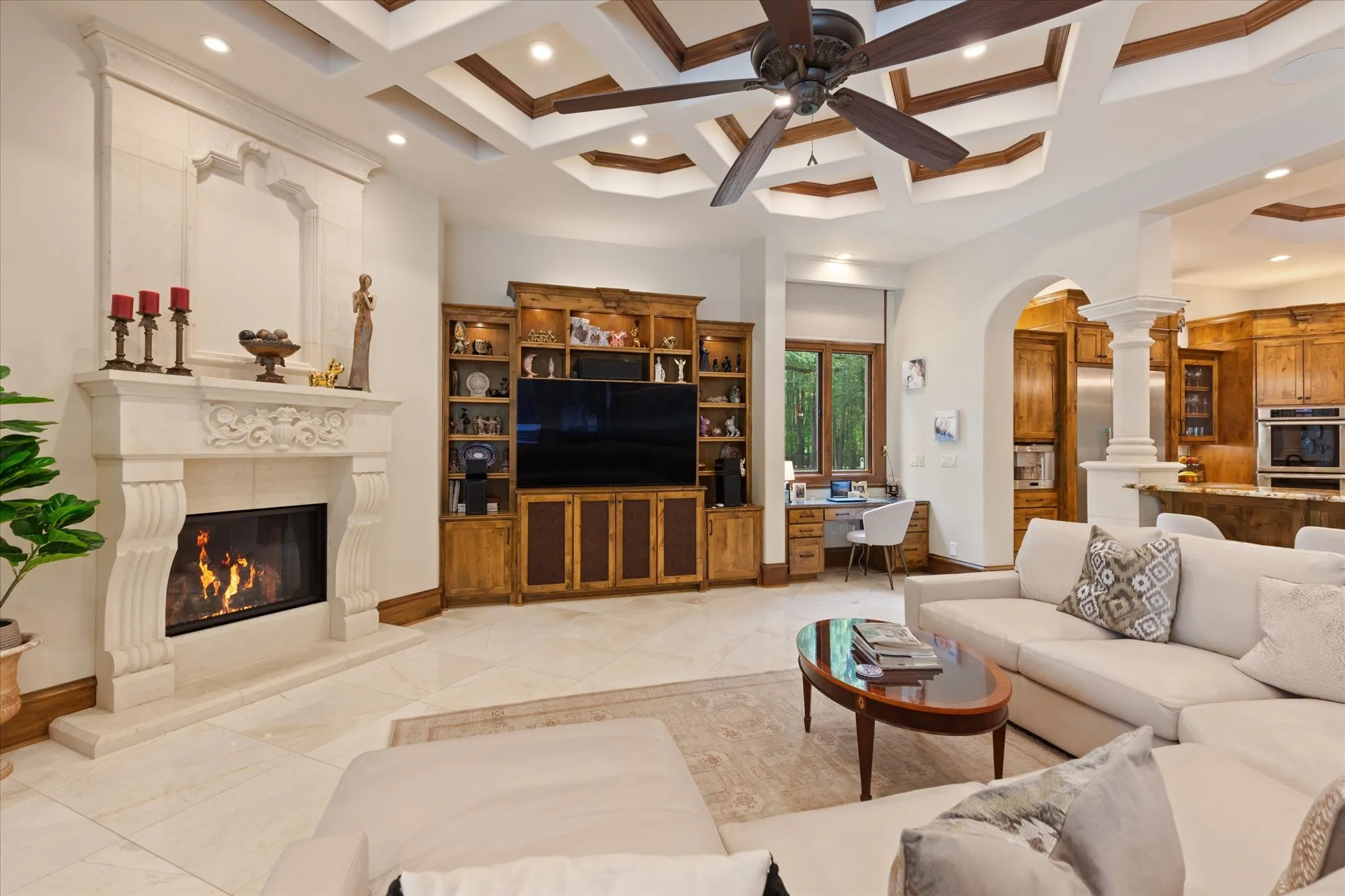 Single Family Residence For Sale in Gregg County , 3705 Champions Ridge Lane, Longview, Texas 75605, 5 Bedroom, 5 Bathroom, 4 Garage spaces, 5,969 Sqft, built in 2016, mls#21243226, Real Estate Agent in Longview, Homes For Sale in Gregg county, Homes For Sale in Longview, Realtor in Longview Texas, Real Estate Brokerage Independent Realty Texas, Luminita Cordes Realtor