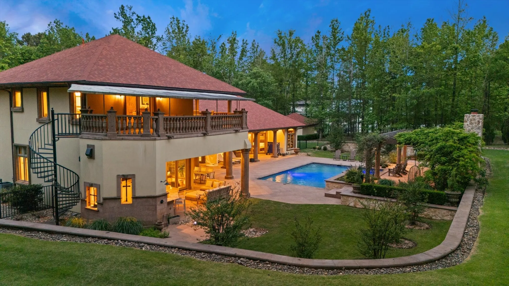 Single Family Residence For Sale in Gregg County , 3705 Champions Ridge Lane, Longview, Texas 75605, 5 Bedroom, 5 Bathroom, 4 Garage spaces, 5,969 Sqft, built in 2016, mls#21243226, Real Estate Agent in Longview, Homes For Sale in Gregg county, Homes For Sale in Longview, Realtor in Longview Texas, Real Estate Brokerage Independent Realty Texas, Luminita Cordes Realtor