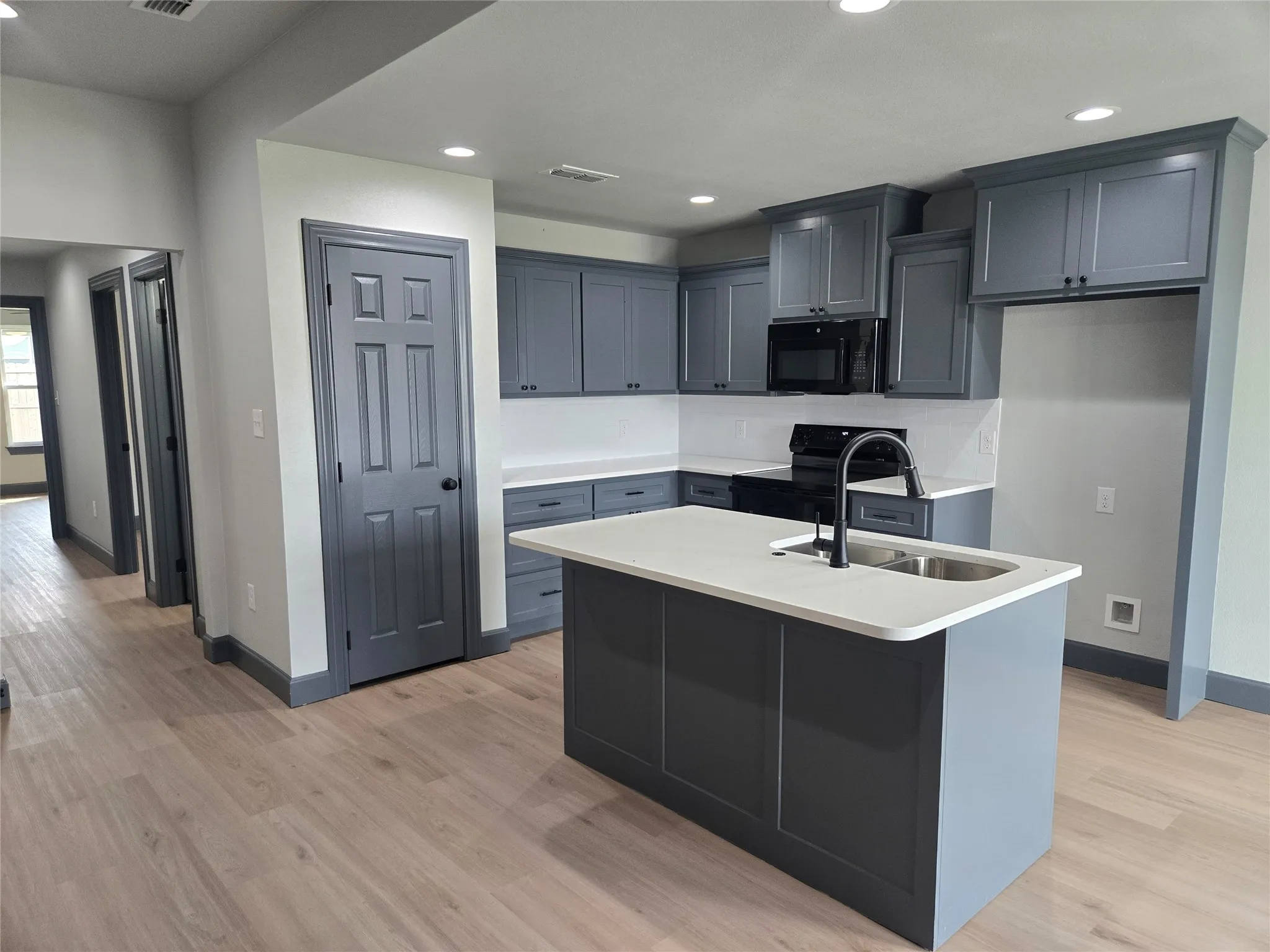 Single Family Residence For Sale in Taylor County , 317 Waterloo Drive, Abilene, Texas 79602, 3 Bedroom, 2 Bathroom, 2 Garage spaces, 1,286 Sqft, built in 2026, New Construction - Incomplete, mls#21243202, Real Estate Agent in Abilene, Homes For Sale in Taylor county, Homes For Sale in Abilene, Realtor in Abilene Texas, Real Estate Brokerage Independent Realty Texas, Luminita Cordes Realtor