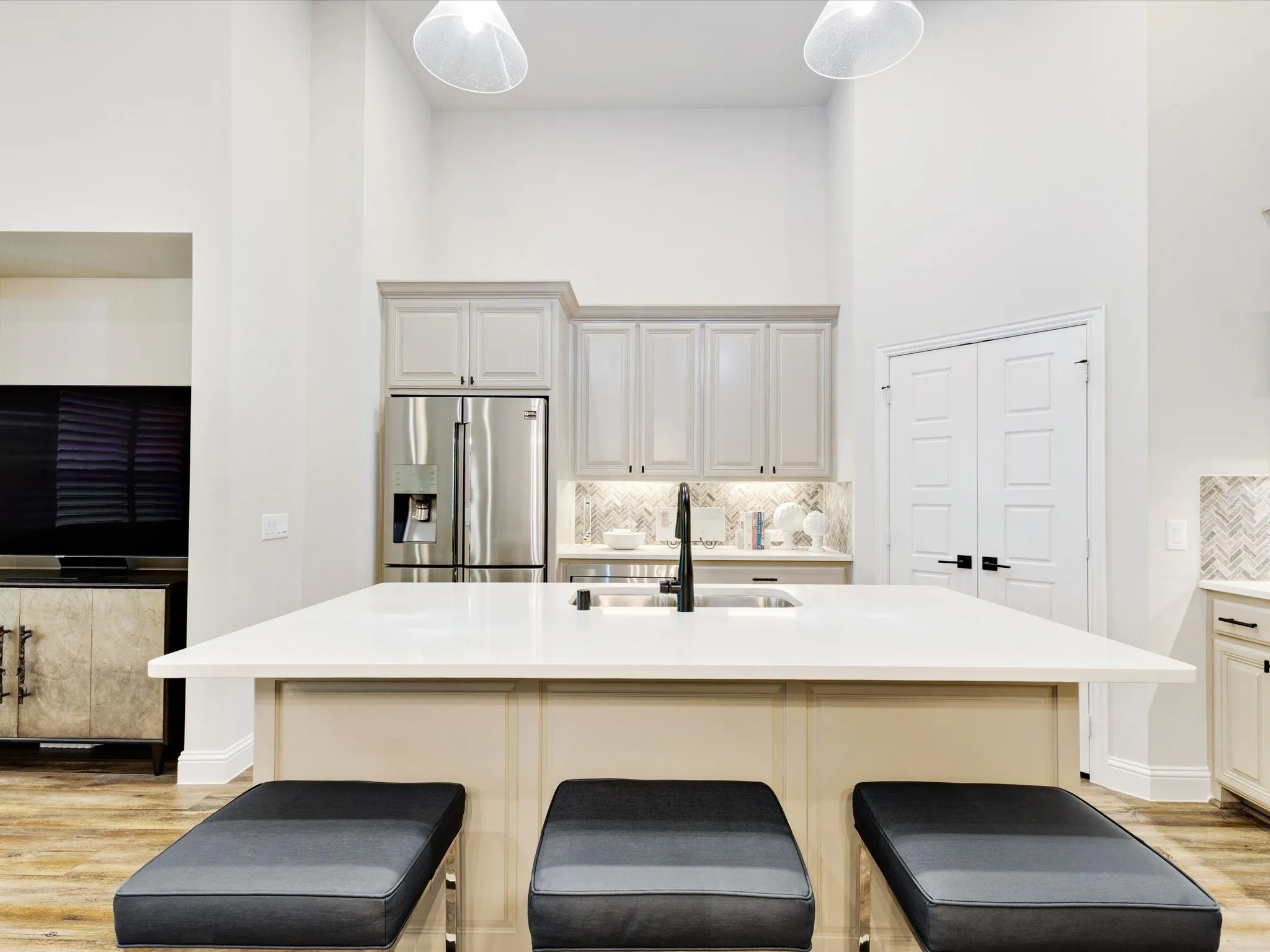 Townhouse For Sale in Denton County , 3941 Dalea Drive, Prosper, Texas 75078, 2 Bedrooms, 2 Bathrooms, 2 Garage spaces, 1,379 Sqft, built in 2019, Preowned, Price $450,000, mls#21242033, Real Estate Agent in Prosper, Homes For Sale in Denton county, Homes For Sale in Prosper, Realtor in Prosper Texas, Real Estate Brokerage Independent Realty Texas, Luminita Cordes Realtor