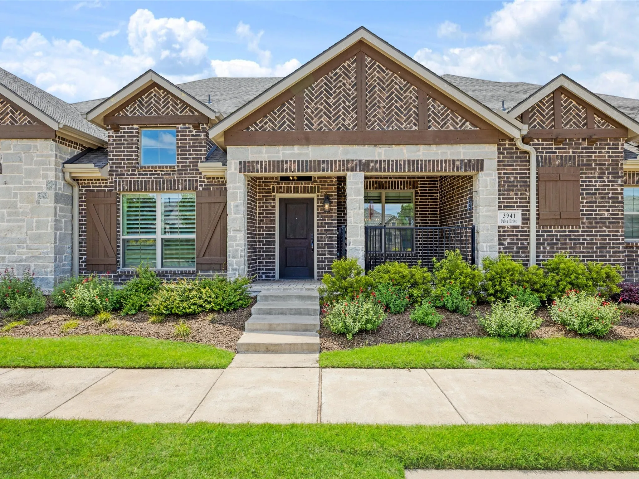 Townhouse For Sale in Denton County , 3941 Dalea Drive, Prosper, Texas 75078, 2 Bedrooms, 2 Bathrooms, 2 Garage spaces, 1,379 Sqft, built in 2019, Preowned, Price $450,000, mls#21242033, Real Estate Agent in Prosper, Homes For Sale in Denton county, Homes For Sale in Prosper, Realtor in Prosper Texas, Real Estate Brokerage Independent Realty Texas, Luminita Cordes Realtor