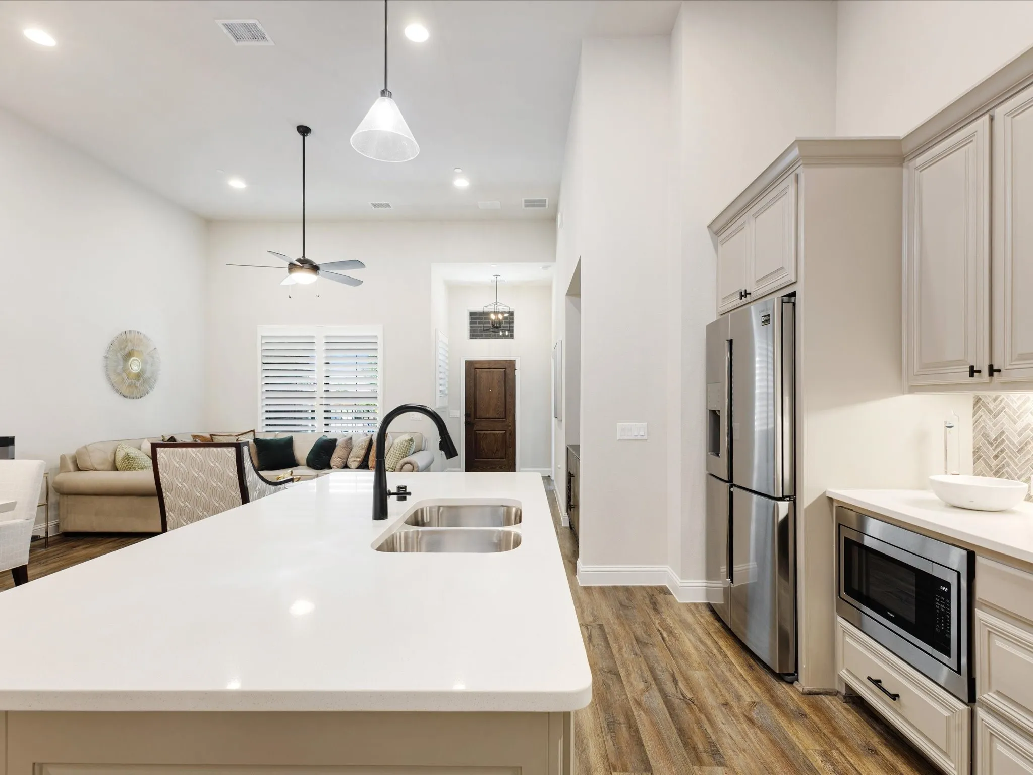 Townhouse For Sale in Denton County , 3941 Dalea Drive, Prosper, Texas 75078, 2 Bedrooms, 2 Bathrooms, 2 Garage spaces, 1,379 Sqft, built in 2019, Preowned, Price $450,000, mls#21242033, Real Estate Agent in Prosper, Homes For Sale in Denton county, Homes For Sale in Prosper, Realtor in Prosper Texas, Real Estate Brokerage Independent Realty Texas, Luminita Cordes Realtor