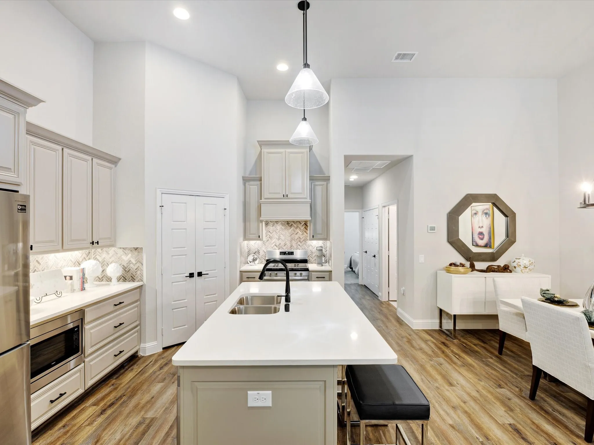 Townhouse For Sale in Denton County , 3941 Dalea Drive, Prosper, Texas 75078, 2 Bedrooms, 2 Bathrooms, 2 Garage spaces, 1,379 Sqft, built in 2019, Preowned, Price $450,000, mls#21242033, Real Estate Agent in Prosper, Homes For Sale in Denton county, Homes For Sale in Prosper, Realtor in Prosper Texas, Real Estate Brokerage Independent Realty Texas, Luminita Cordes Realtor