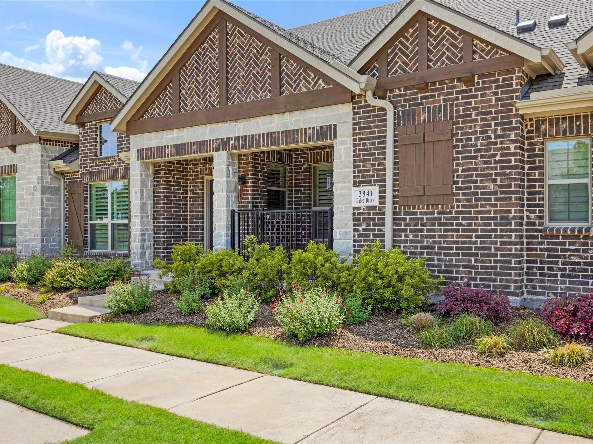 Townhouse For Sale in Denton County , 3941 Dalea Drive, Prosper, Texas 75078, 2 Bedrooms, 2 Bathrooms, 2 Garage spaces, 1,379 Sqft, built in 2019, Preowned, Price $450,000, mls#21242033, Real Estate Agent in Prosper, Homes For Sale in Denton county, Homes For Sale in Prosper, Realtor in Prosper Texas, Real Estate Brokerage Independent Realty Texas, Luminita Cordes Realtor