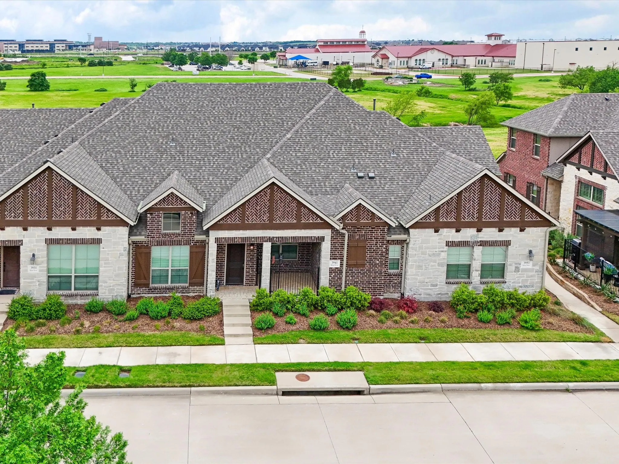 Townhouse For Sale in Denton County , 3941 Dalea Drive, Prosper, Texas 75078, 2 Bedrooms, 2 Bathrooms, 2 Garage spaces, 1,379 Sqft, built in 2019, Preowned, Price $450,000, mls#21242033, Real Estate Agent in Prosper, Homes For Sale in Denton county, Homes For Sale in Prosper, Realtor in Prosper Texas, Real Estate Brokerage Independent Realty Texas, Luminita Cordes Realtor