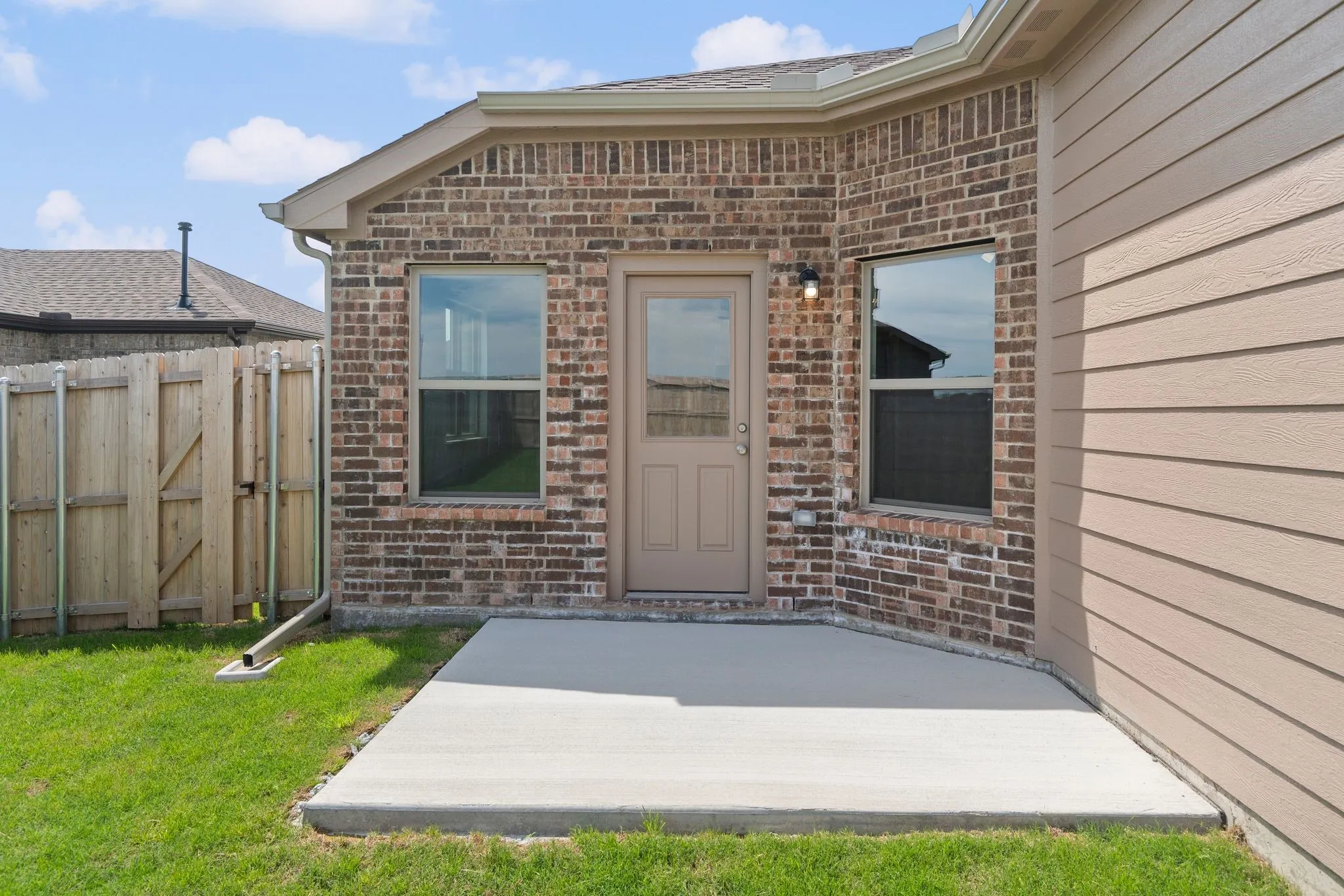 Single Family Residence For Sale in Hunt County , 3813 Arrowchop Drive, Caddo Mills, Texas 75135, 4 Bedroom, 2 Bathroom, 2 Garage spaces, 1,698 Sqft, built in 2026, New Construction - Complete, mls#21243216, Real Estate Agent in Caddo Mills, Homes For Sale in Hunt county, Homes For Sale in Caddo Mills, Realtor in Caddo Mills Texas, Real Estate Brokerage Independent Realty Texas, Luminita Cordes Realtor