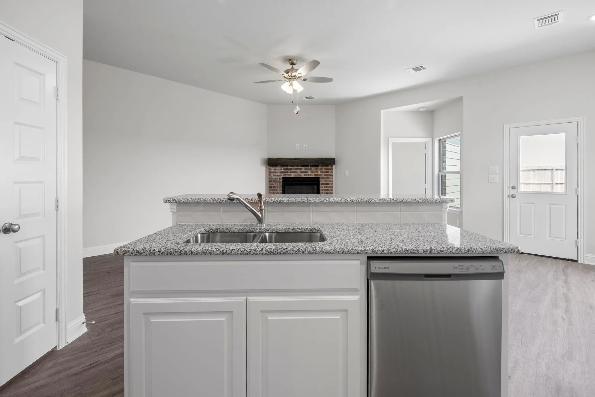 Single Family Residence For Sale in Hunt County , 3813 Arrowchop Drive, Caddo Mills, Texas 75135, 4 Bedroom, 2 Bathroom, 2 Garage spaces, 1,698 Sqft, built in 2026, New Construction - Complete, mls#21243216, Real Estate Agent in Caddo Mills, Homes For Sale in Hunt county, Homes For Sale in Caddo Mills, Realtor in Caddo Mills Texas, Real Estate Brokerage Independent Realty Texas, Luminita Cordes Realtor