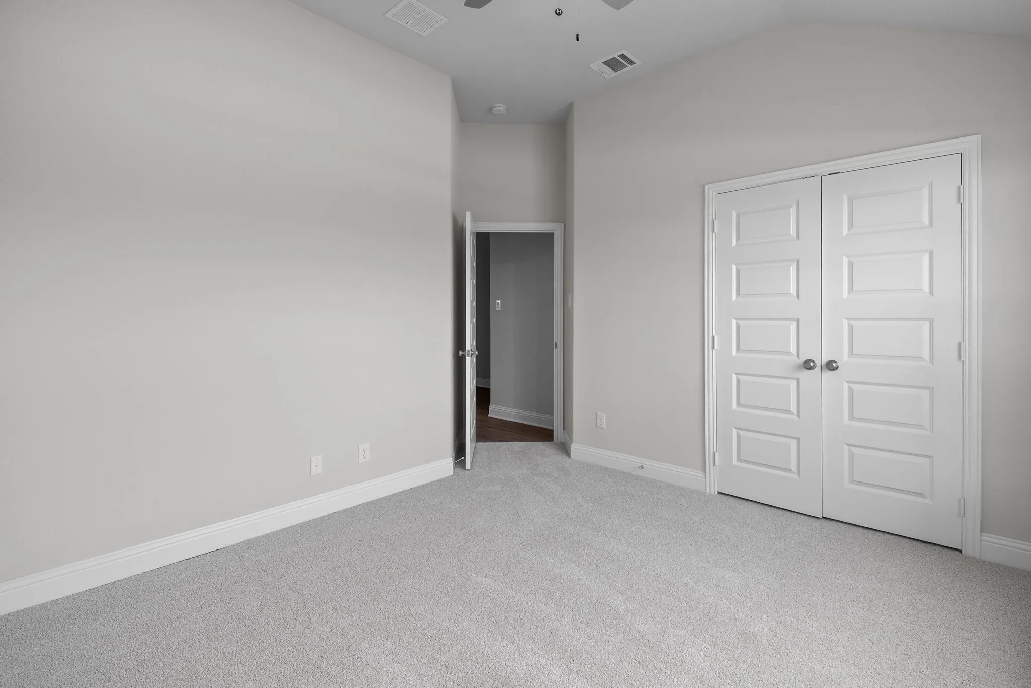 Single Family Residence For Sale in Hunt County , 3813 Arrowchop Drive, Caddo Mills, Texas 75135, 4 Bedroom, 2 Bathroom, 2 Garage spaces, 1,698 Sqft, built in 2026, New Construction - Complete, mls#21243216, Real Estate Agent in Caddo Mills, Homes For Sale in Hunt county, Homes For Sale in Caddo Mills, Realtor in Caddo Mills Texas, Real Estate Brokerage Independent Realty Texas, Luminita Cordes Realtor
