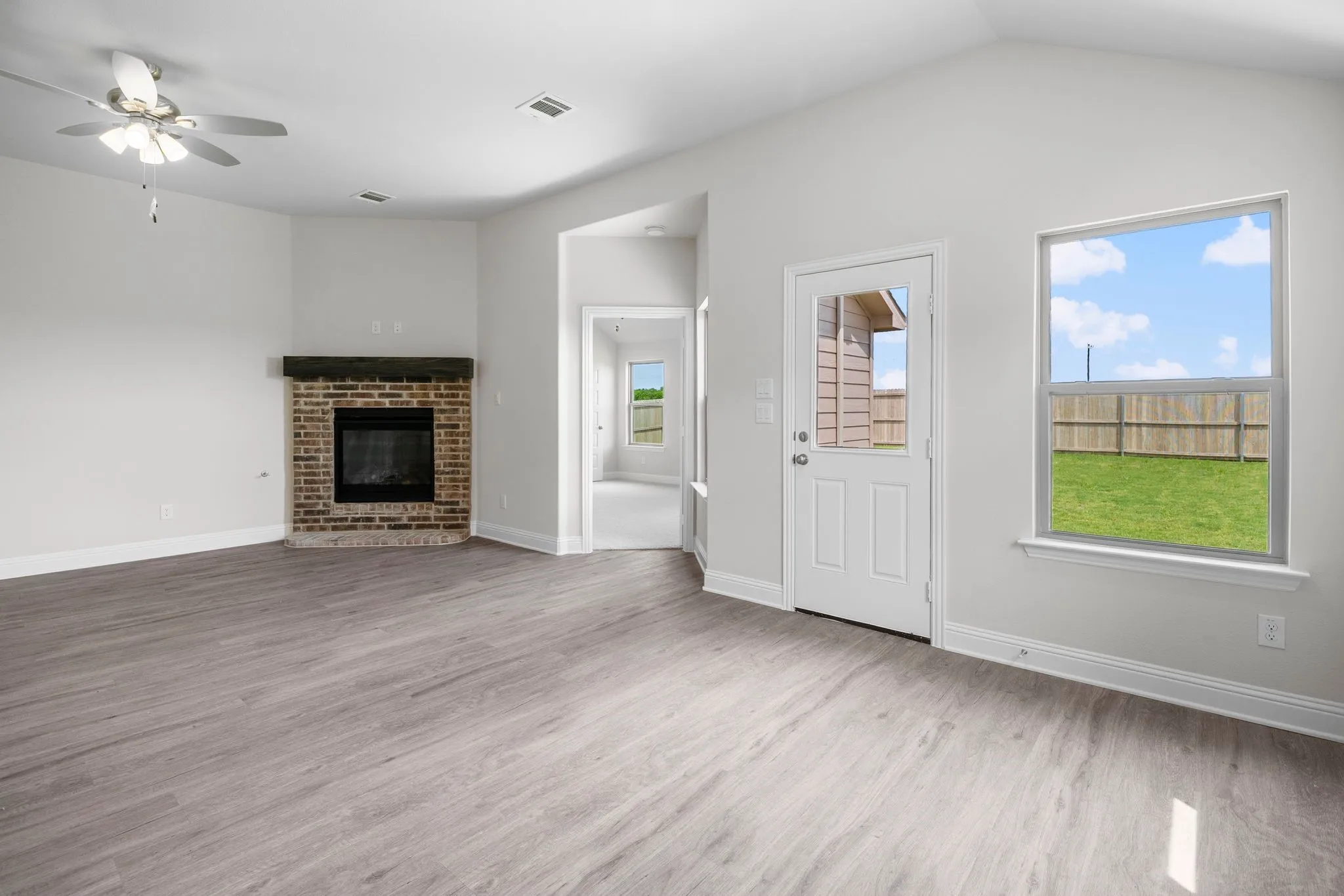 Single Family Residence For Sale in Hunt County , 3813 Arrowchop Drive, Caddo Mills, Texas 75135, 4 Bedroom, 2 Bathroom, 2 Garage spaces, 1,698 Sqft, built in 2026, New Construction - Complete, mls#21243216, Real Estate Agent in Caddo Mills, Homes For Sale in Hunt county, Homes For Sale in Caddo Mills, Realtor in Caddo Mills Texas, Real Estate Brokerage Independent Realty Texas, Luminita Cordes Realtor