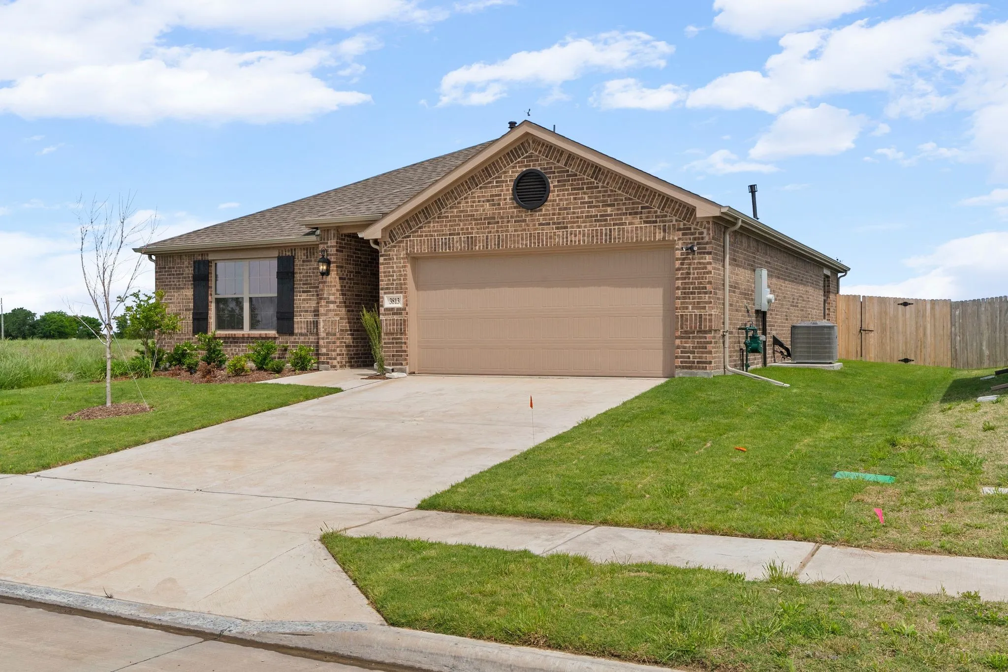Single Family Residence For Sale in Hunt County , 3813 Arrowchop Drive, Caddo Mills, Texas 75135, 4 Bedroom, 2 Bathroom, 2 Garage spaces, 1,698 Sqft, built in 2026, New Construction - Complete, mls#21243216, Real Estate Agent in Caddo Mills, Homes For Sale in Hunt county, Homes For Sale in Caddo Mills, Realtor in Caddo Mills Texas, Real Estate Brokerage Independent Realty Texas, Luminita Cordes Realtor