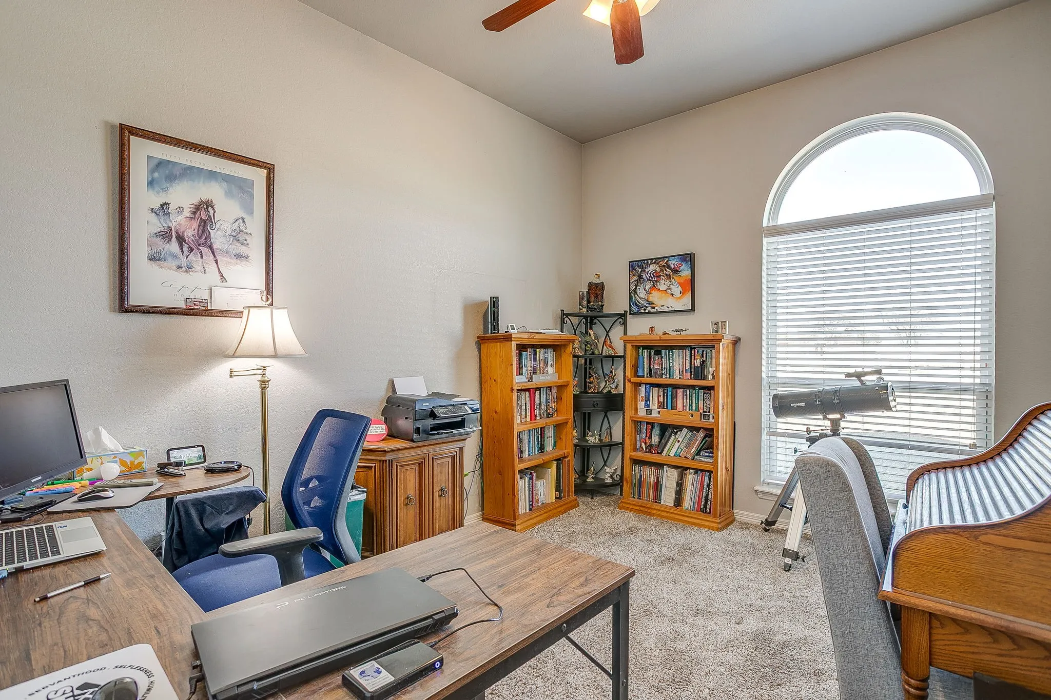 Single Family Residence For Sale in Tarrant County , 801 Creek Hollow Lane, Fort Worth, Texas 76131, 4 Bedroom, 3 Bathroom, 2 Garage spaces, 2,674 Sqft, built in 1998, mls#21243234, Real Estate Agent in Fort Worth, Homes For Sale in Tarrant county, Homes For Sale in Fort Worth, Realtor in Fort Worth Texas, Real Estate Brokerage Independent Realty Texas, Luminita Cordes Realtor