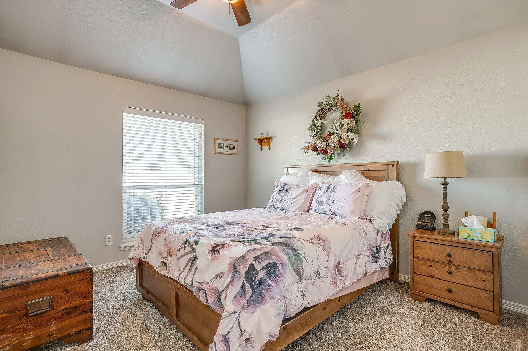 Single Family Residence For Sale in Tarrant County , 801 Creek Hollow Lane, Fort Worth, Texas 76131, 4 Bedroom, 3 Bathroom, 2 Garage spaces, 2,674 Sqft, built in 1998, mls#21243234, Real Estate Agent in Fort Worth, Homes For Sale in Tarrant county, Homes For Sale in Fort Worth, Realtor in Fort Worth Texas, Real Estate Brokerage Independent Realty Texas, Luminita Cordes Realtor