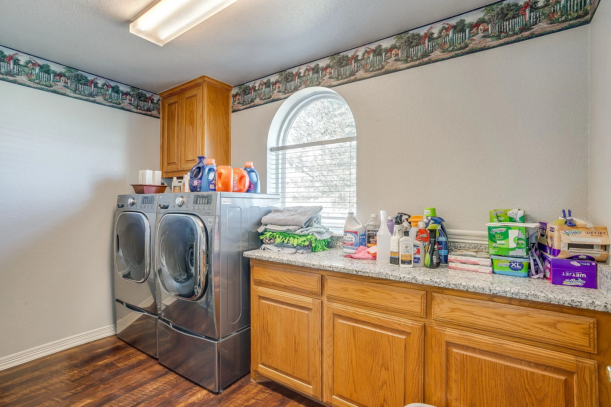 Single Family Residence For Sale in Tarrant County , 801 Creek Hollow Lane, Fort Worth, Texas 76131, 4 Bedroom, 3 Bathroom, 2 Garage spaces, 2,674 Sqft, built in 1998, mls#21243234, Real Estate Agent in Fort Worth, Homes For Sale in Tarrant county, Homes For Sale in Fort Worth, Realtor in Fort Worth Texas, Real Estate Brokerage Independent Realty Texas, Luminita Cordes Realtor