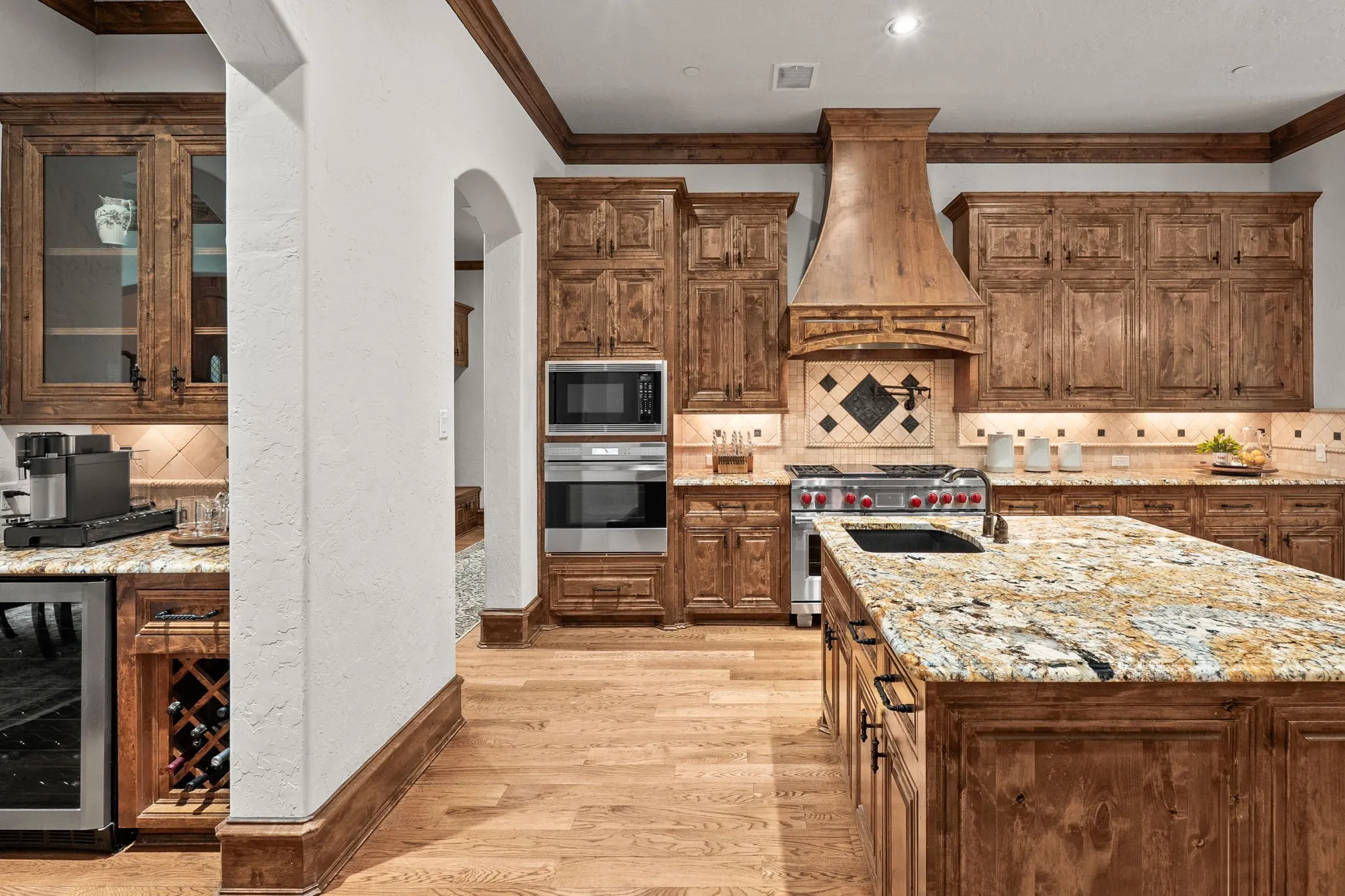 Single Family Residence For Sale in Collin County , 5412 Oakfield Drive, Mc Kinney, Texas 75071, 5 Bedroom, 7 Bathroom, 5 Garage spaces, 6,586 Sqft, built in 2008, Preowned, mls#21241925, Real Estate Agent in Mc Kinney, Homes For Sale in Collin county, Homes For Sale in Mc Kinney, Realtor in Mc Kinney Texas, Real Estate Brokerage Independent Realty Texas, Luminita Cordes Realtor