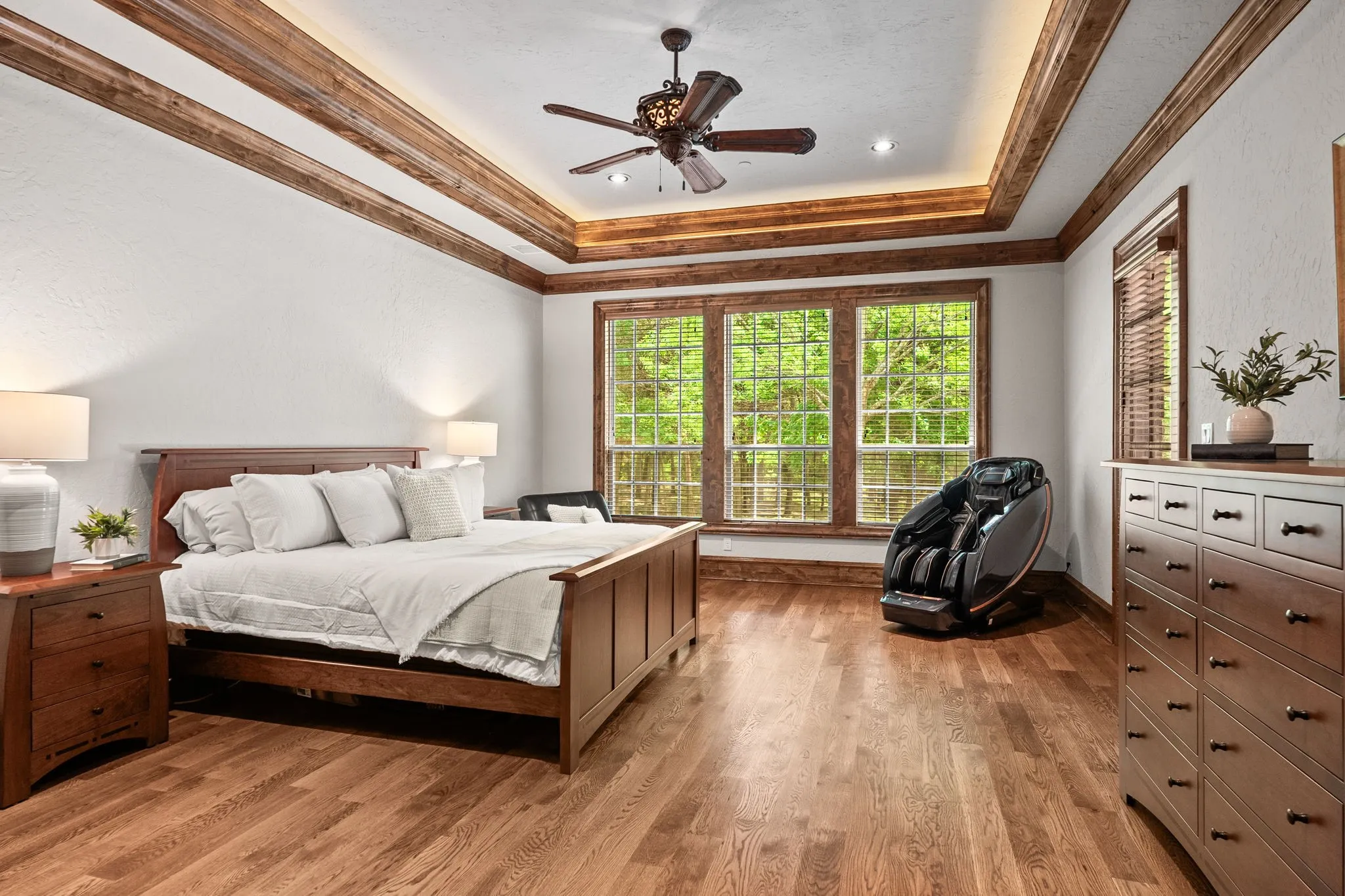Single Family Residence For Sale in Collin County , 5412 Oakfield Drive, Mc Kinney, Texas 75071, 5 Bedroom, 7 Bathroom, 5 Garage spaces, 6,586 Sqft, built in 2008, Preowned, mls#21241925, Real Estate Agent in Mc Kinney, Homes For Sale in Collin county, Homes For Sale in Mc Kinney, Realtor in Mc Kinney Texas, Real Estate Brokerage Independent Realty Texas, Luminita Cordes Realtor