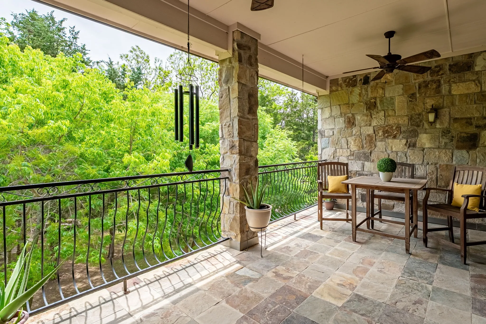 Single Family Residence For Sale in Collin County , 5412 Oakfield Drive, Mc Kinney, Texas 75071, 5 Bedroom, 7 Bathroom, 5 Garage spaces, 6,586 Sqft, built in 2008, Preowned, mls#21241925, Real Estate Agent in Mc Kinney, Homes For Sale in Collin county, Homes For Sale in Mc Kinney, Realtor in Mc Kinney Texas, Real Estate Brokerage Independent Realty Texas, Luminita Cordes Realtor