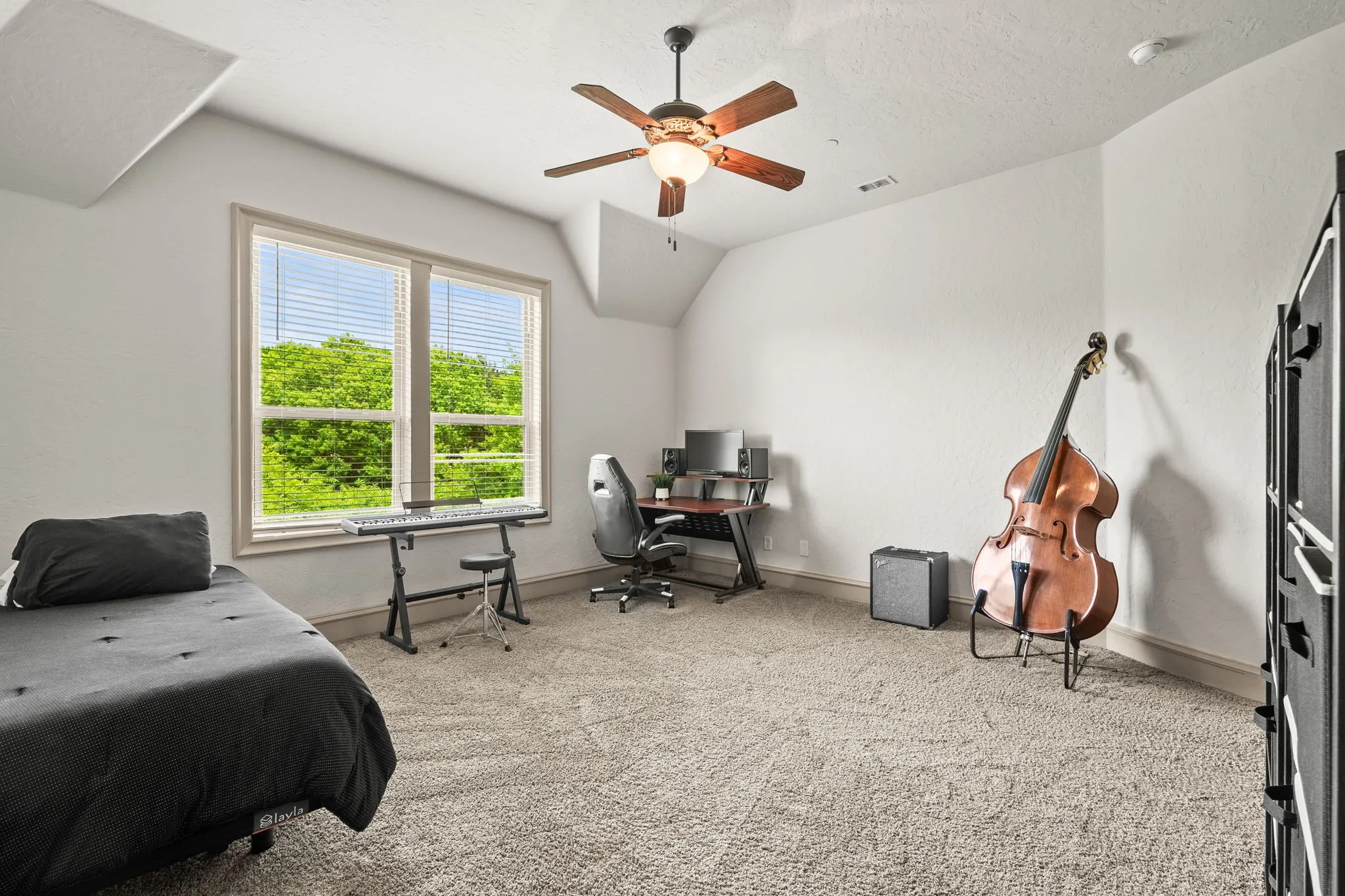 Single Family Residence For Sale in Collin County , 5412 Oakfield Drive, Mc Kinney, Texas 75071, 5 Bedroom, 7 Bathroom, 5 Garage spaces, 6,586 Sqft, built in 2008, Preowned, mls#21241925, Real Estate Agent in Mc Kinney, Homes For Sale in Collin county, Homes For Sale in Mc Kinney, Realtor in Mc Kinney Texas, Real Estate Brokerage Independent Realty Texas, Luminita Cordes Realtor